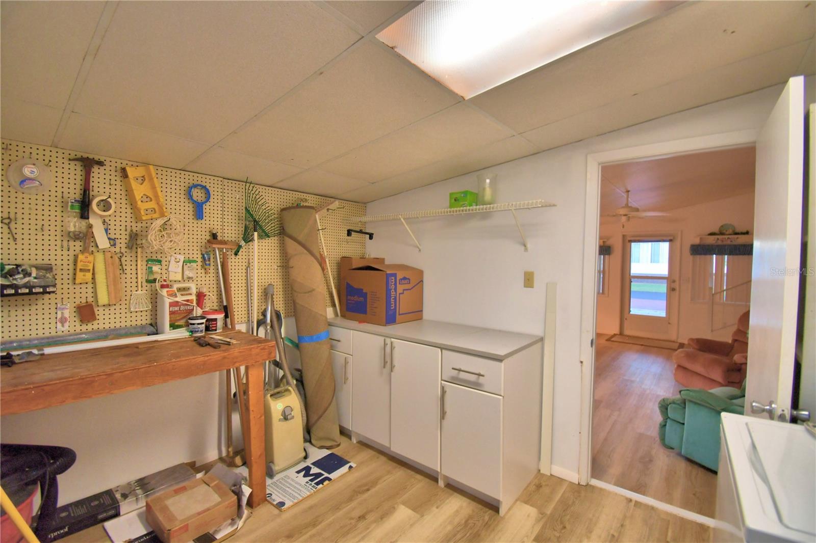4251 Cedarwood St Property Photo 11