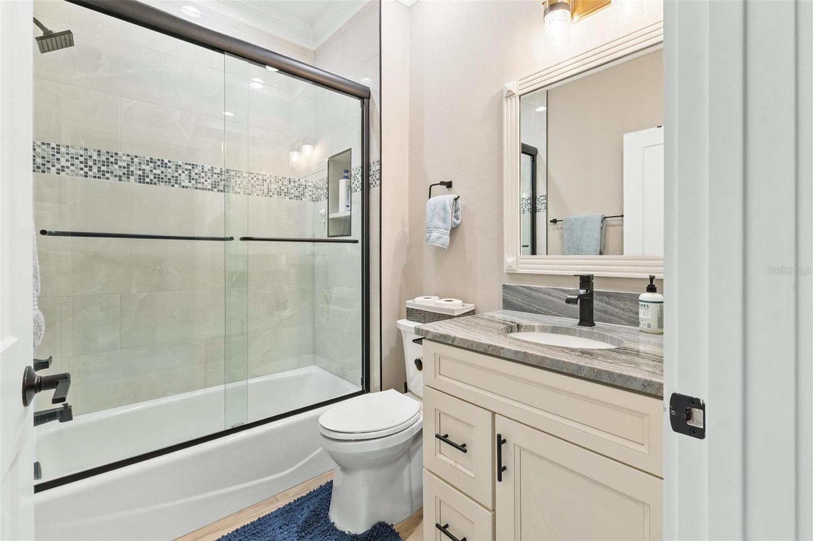 3160 Oakpark Dr Property Photo 23