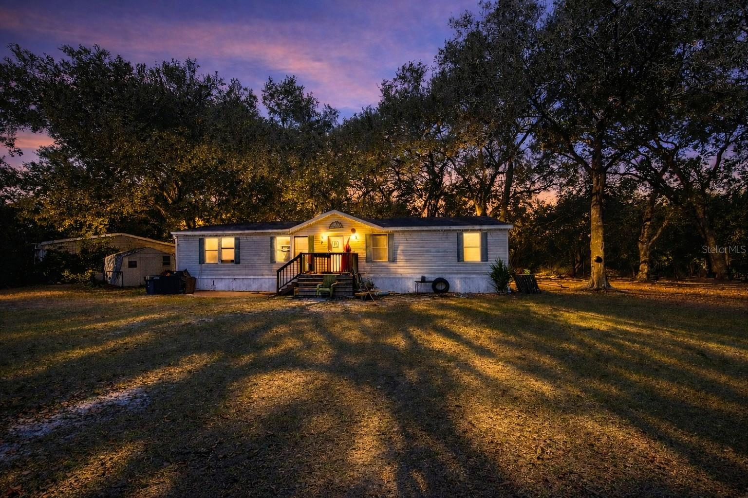 302 Donald Ln Property Photo 1