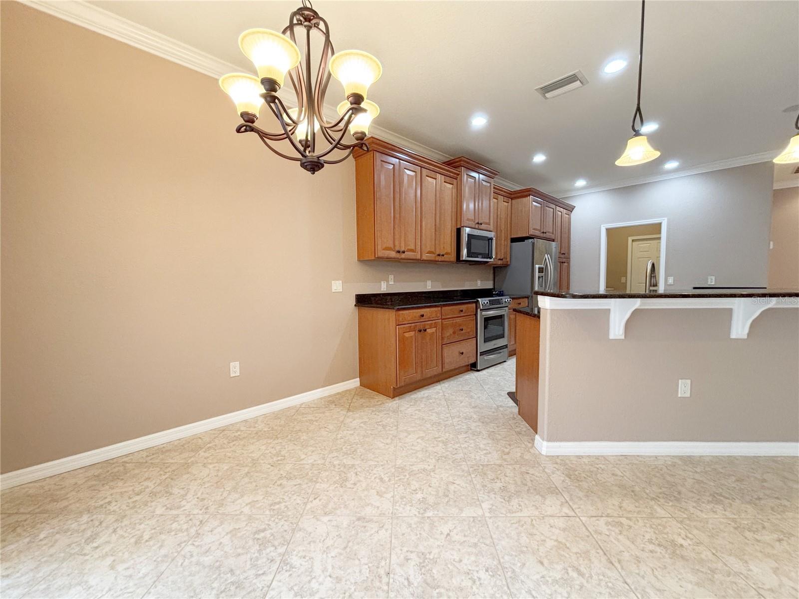 4577 Back Nine Dr Property Photo 5