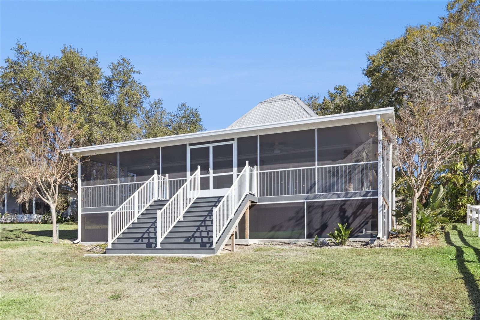 1280 N Crooked Lake Dr Property Photo 35