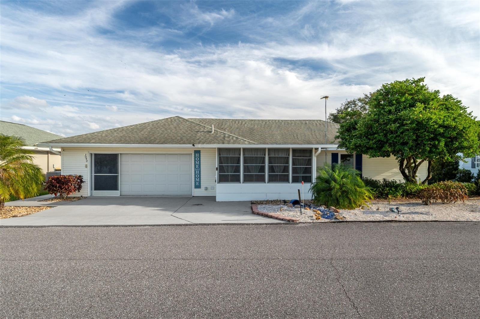 7040 TAMARIND DR Property Photo 1
