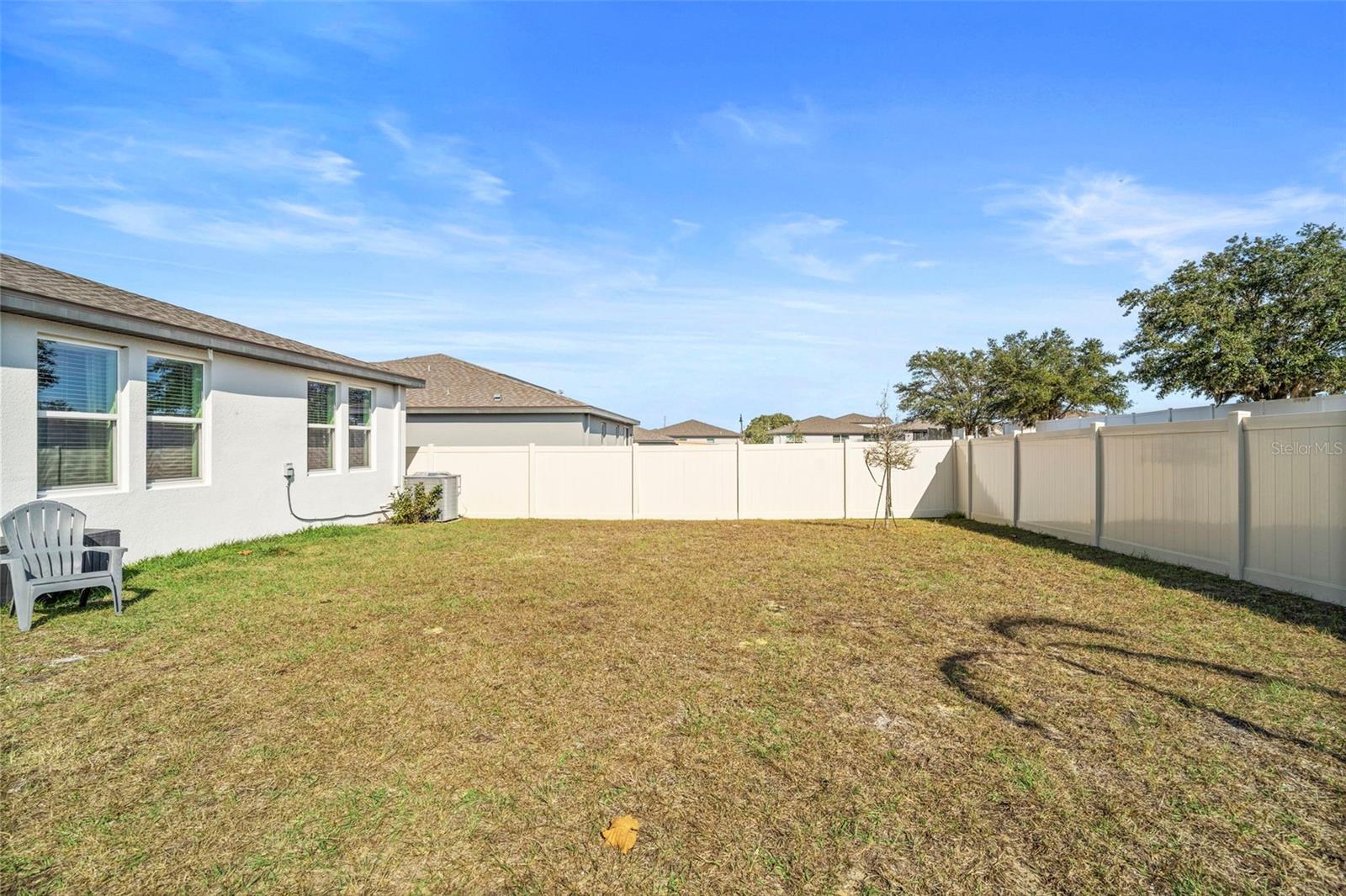 2409 White Tail St Property Photo 52