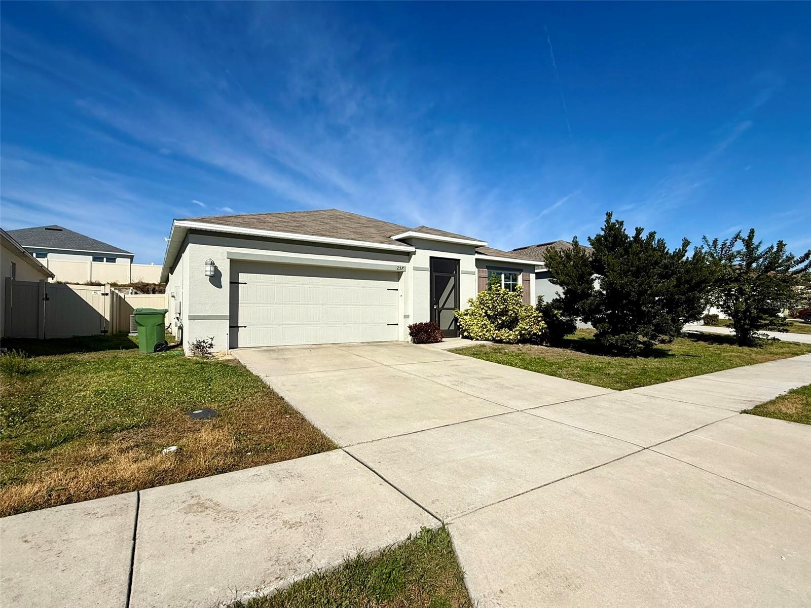 257 Meadowbrook Blvd Property Photo 2