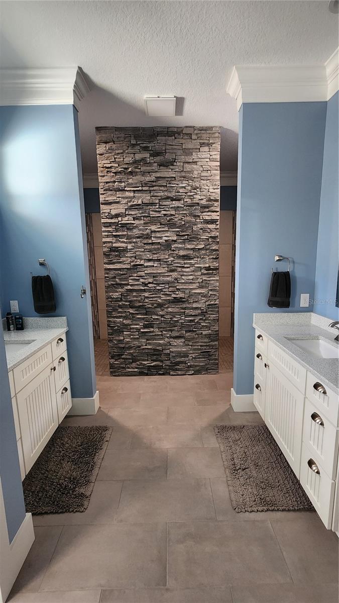 780 Waterfern Trail Dr Property Photo 7