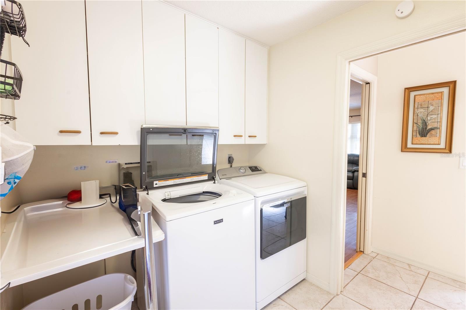 404 N Heron St Property Photo 2
