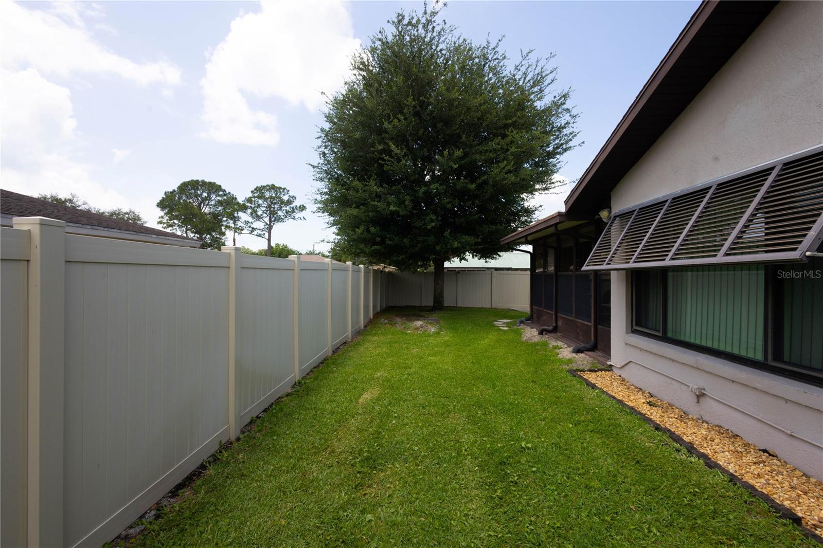 404 N Heron St Property Photo 17