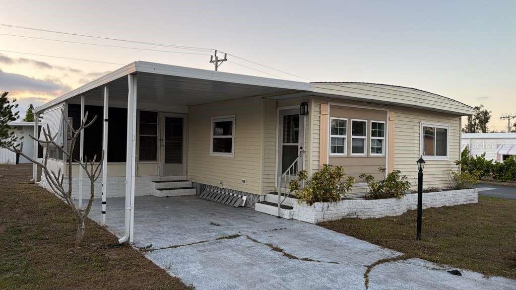 530 Sun Up St Property Photo 1