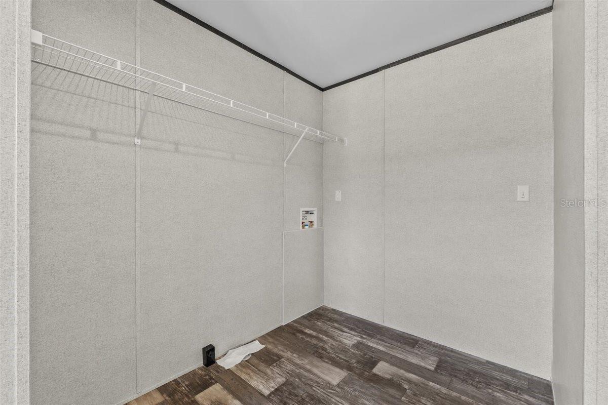 2436 Edwin St Ne Property Photo 29