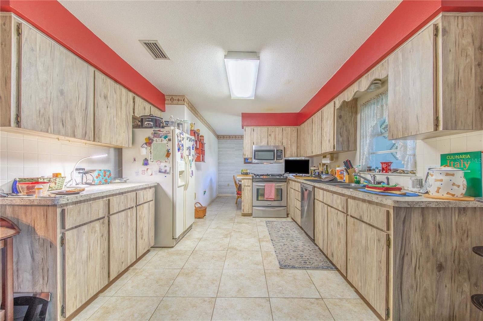 3 Maple Run Property Photo 12