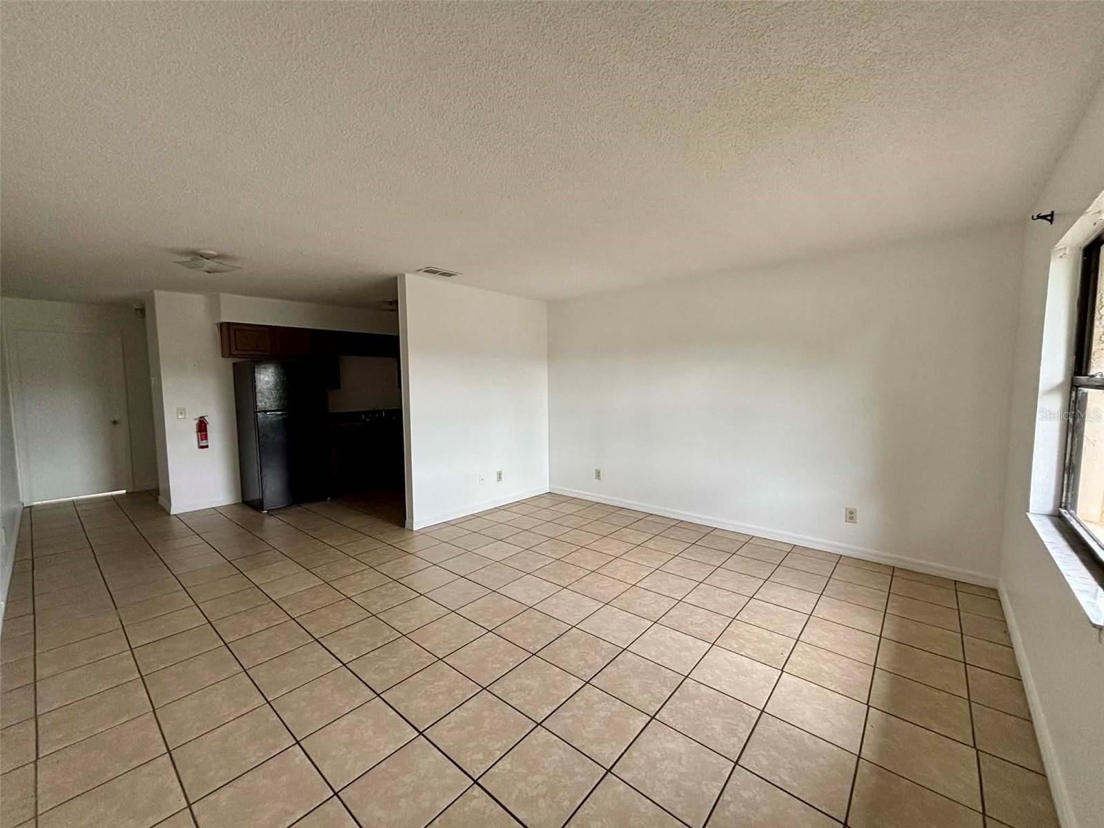 503 N Lanier Ave Property Photo 2