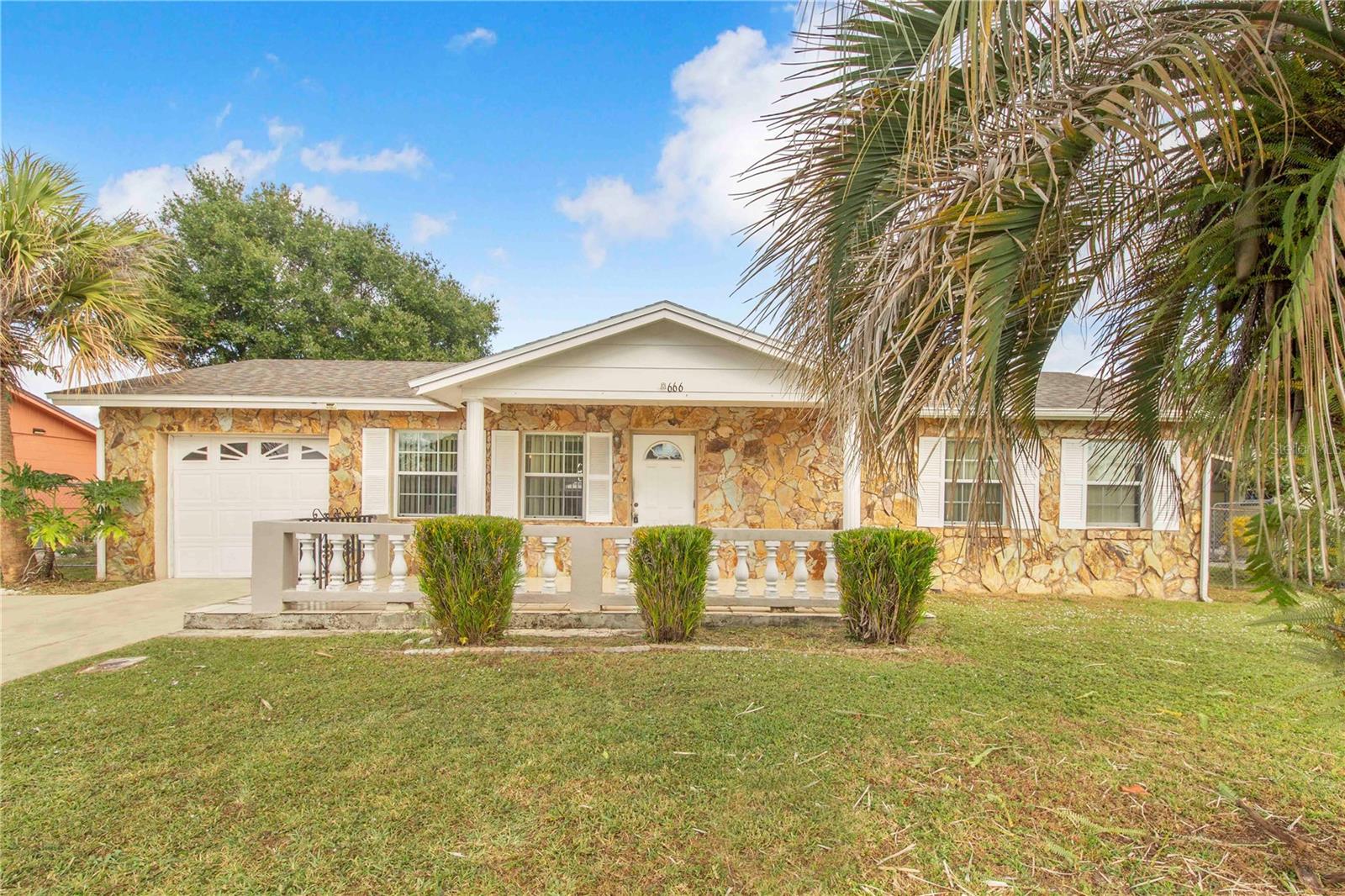 666 Florida Pkwy Property Photo 4