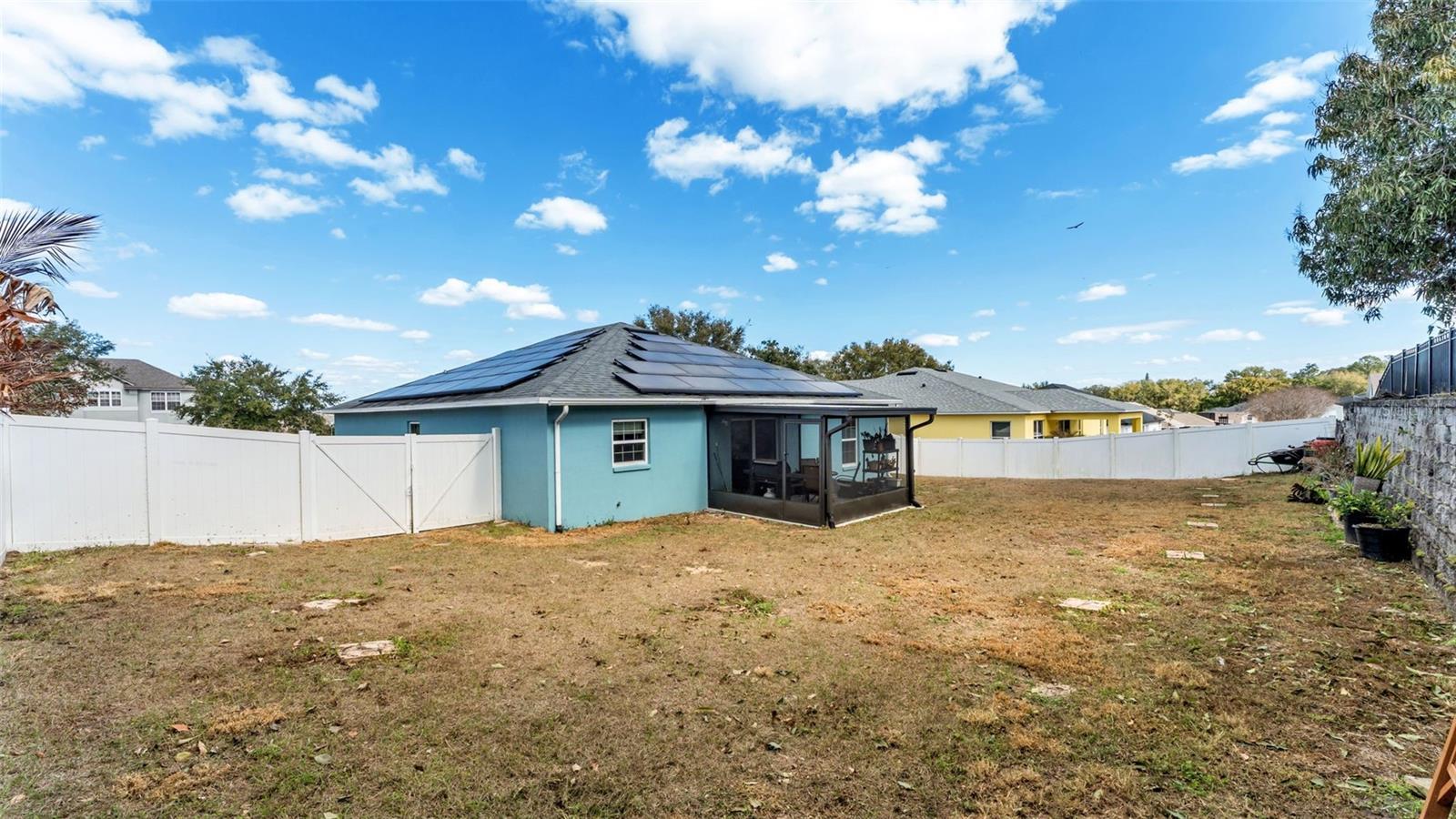 302 Brookshire Dr Property Photo 22