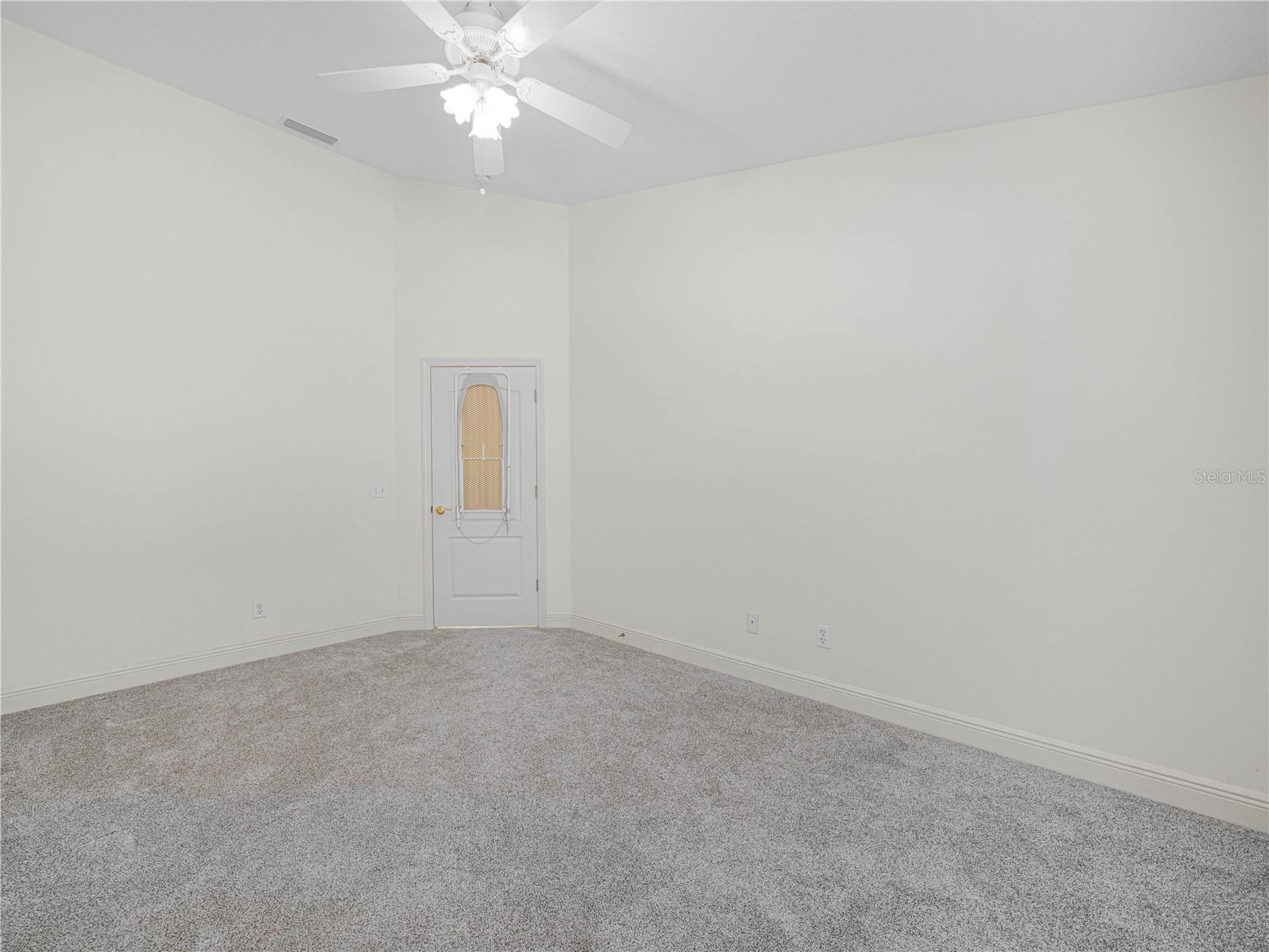 528 Greenway Dr Property Photo 15