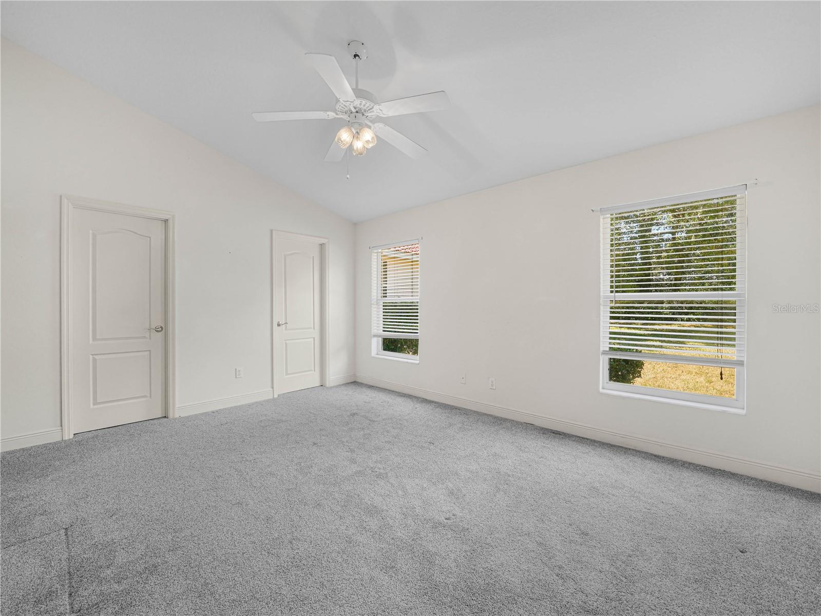 528 Greenway Dr Property Photo 16