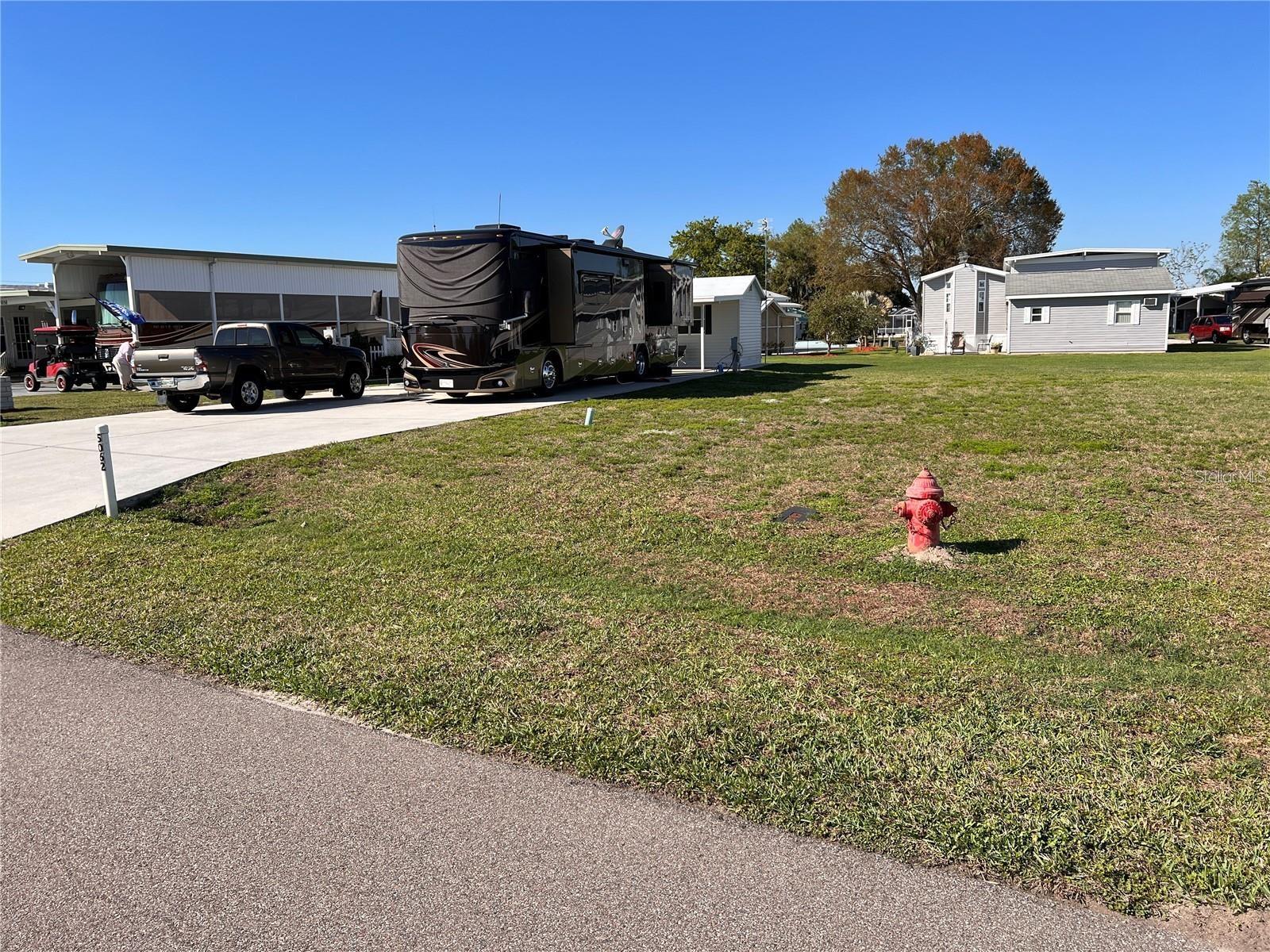 5062 Southshore Dr Property Photo 3
