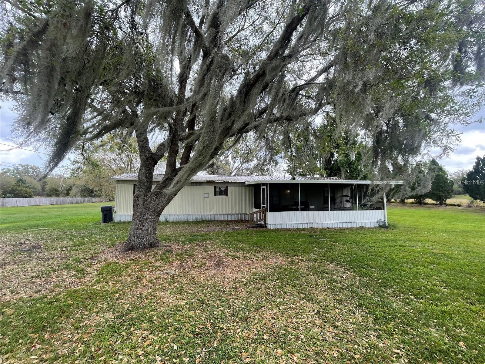4385 Dietz Rd Property Photo 13