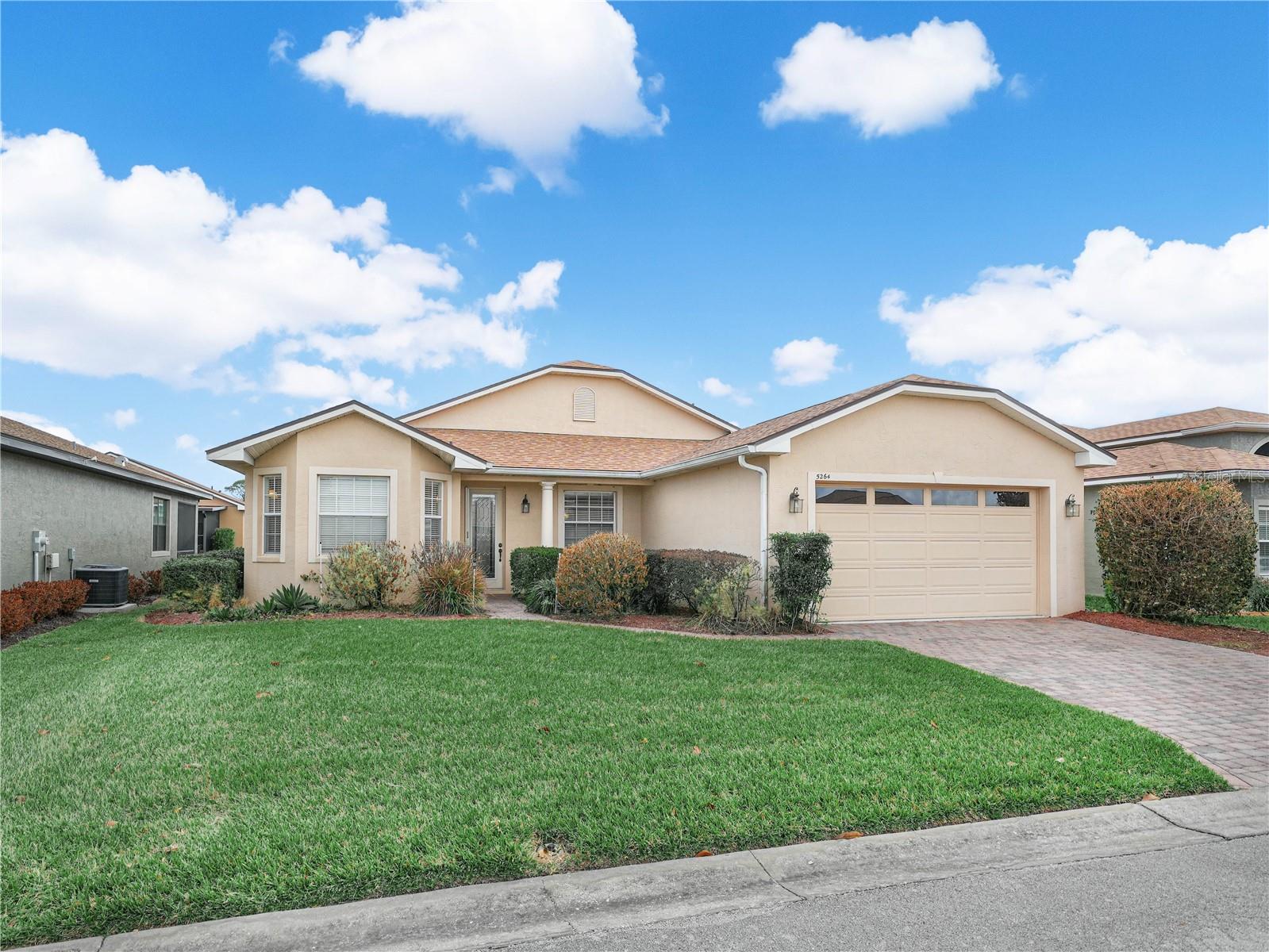 5264 Green Dr Property Photo 1