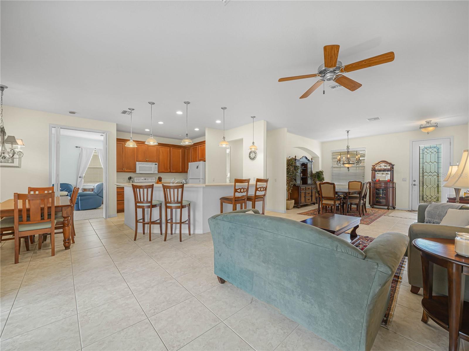 5264 Green Dr Property Photo 3