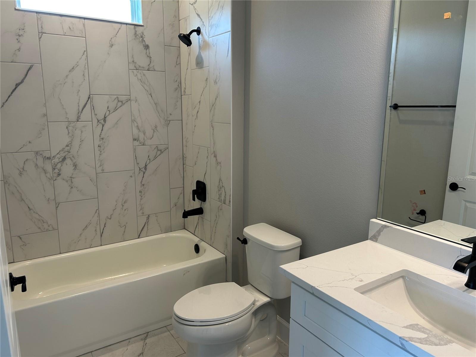 51 Grass St Property Photo 12