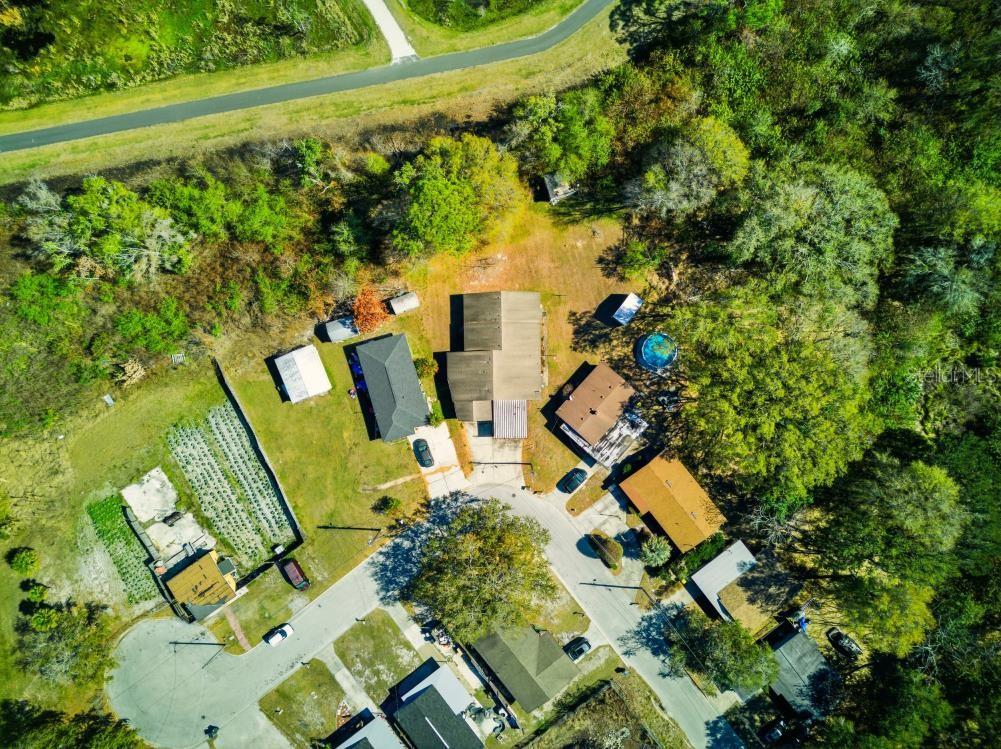 111 Sunset Dr E Property Photo 43