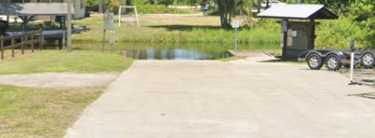 455 Nichele Blvd Property Photo 4