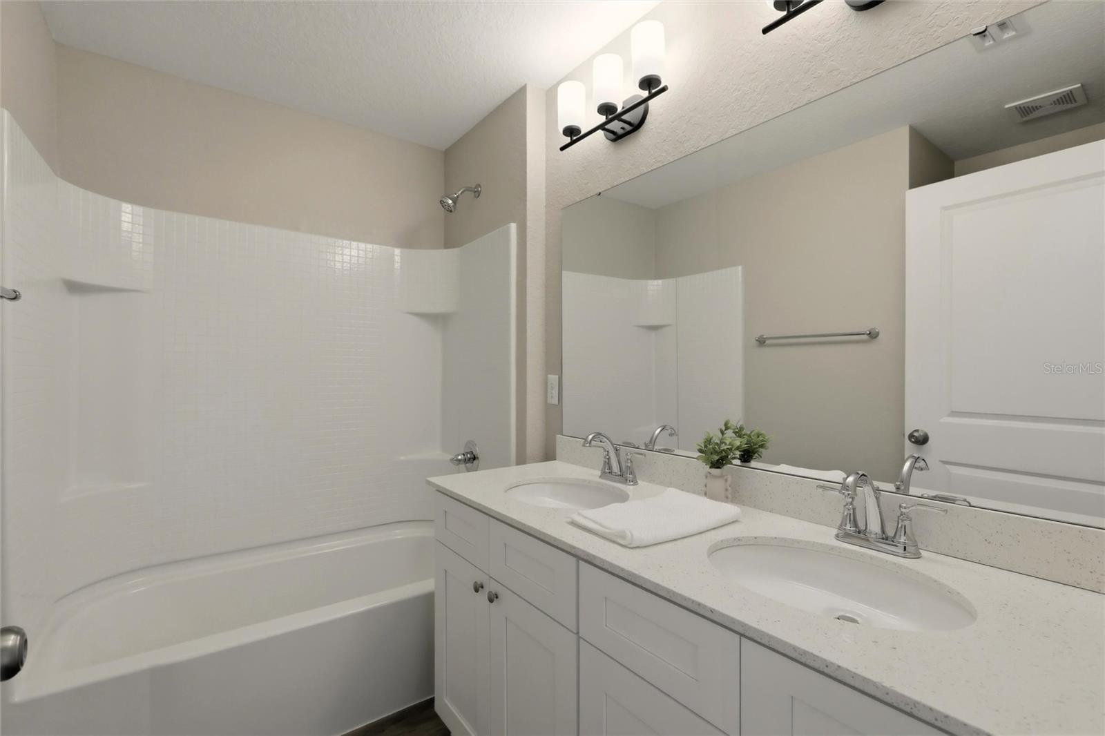 6809 Dickinson Dr Property Photo 23