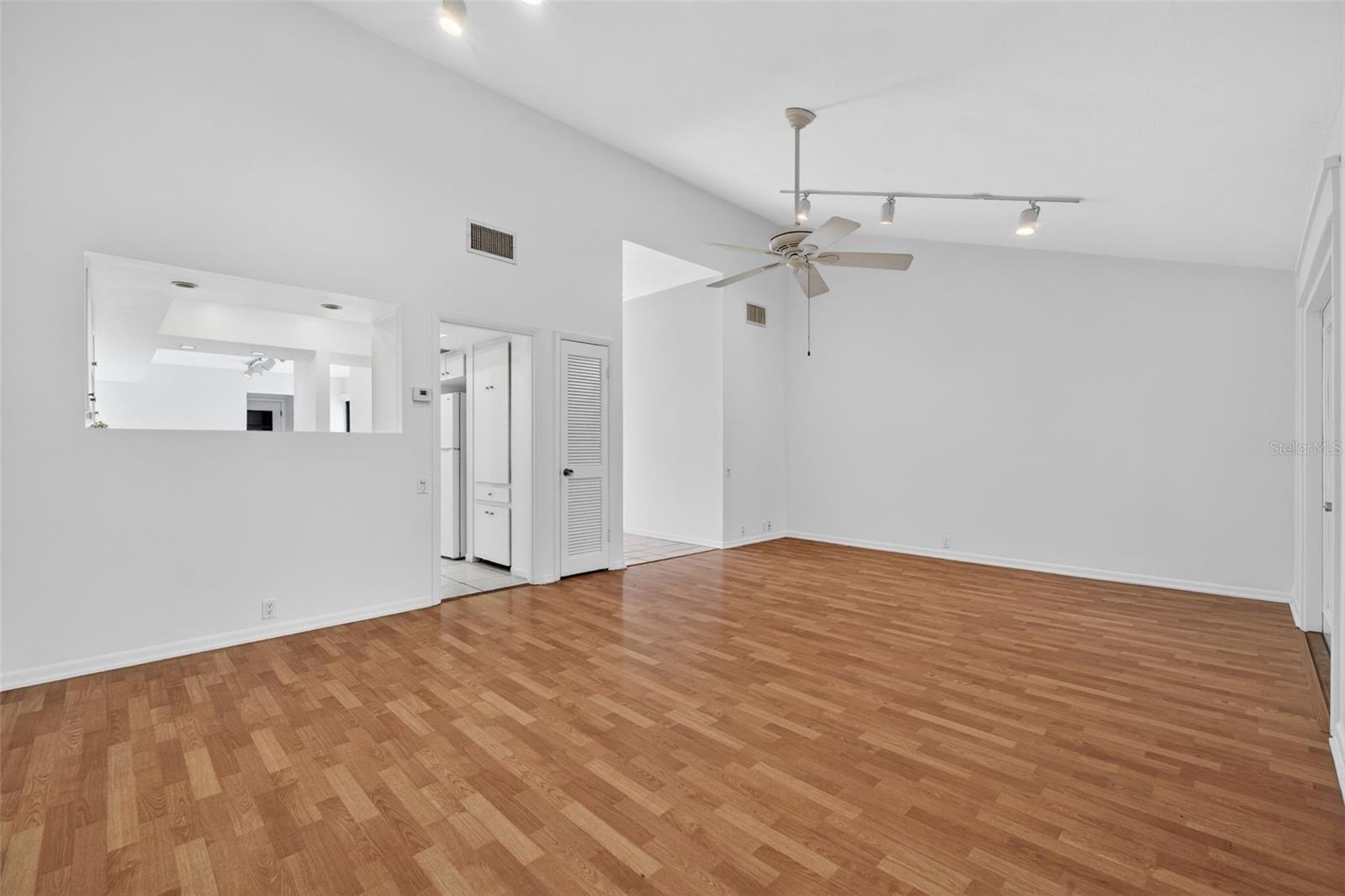 1502 Buckeye Rd Ne #4 Property Photo 8