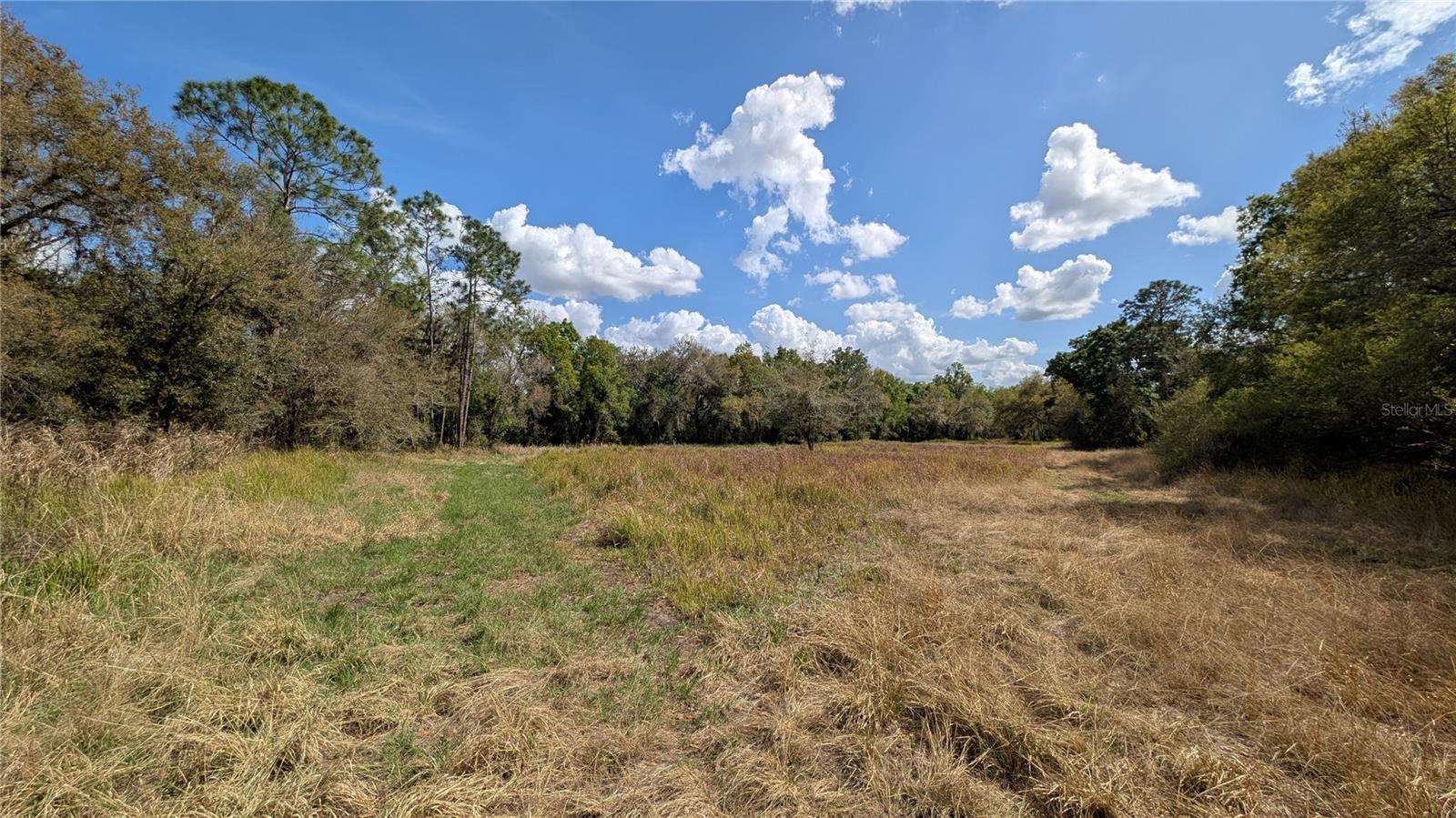 Gillette Rd Property Photo 1