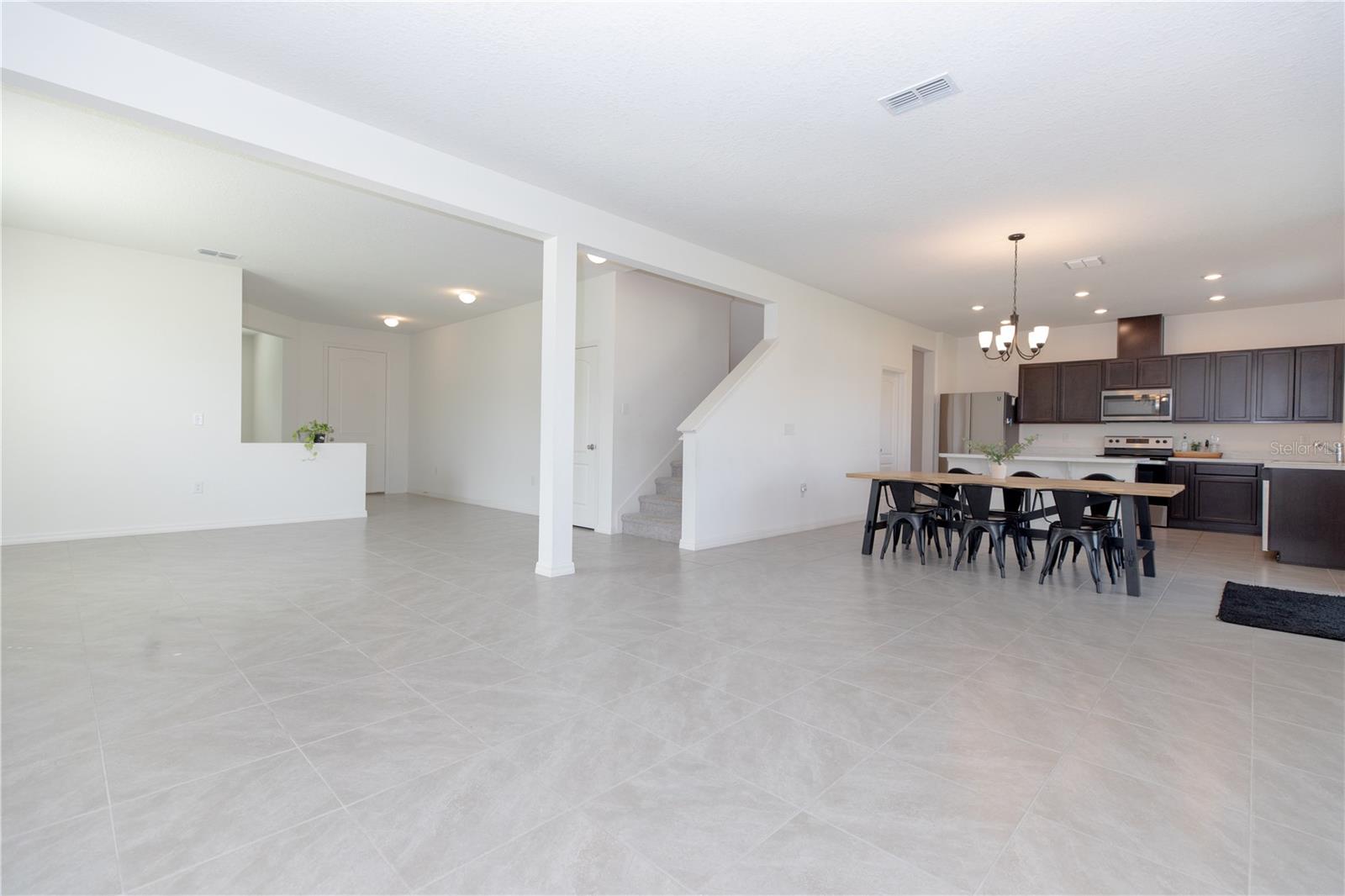 1531 Fuji Ct Property Photo 6