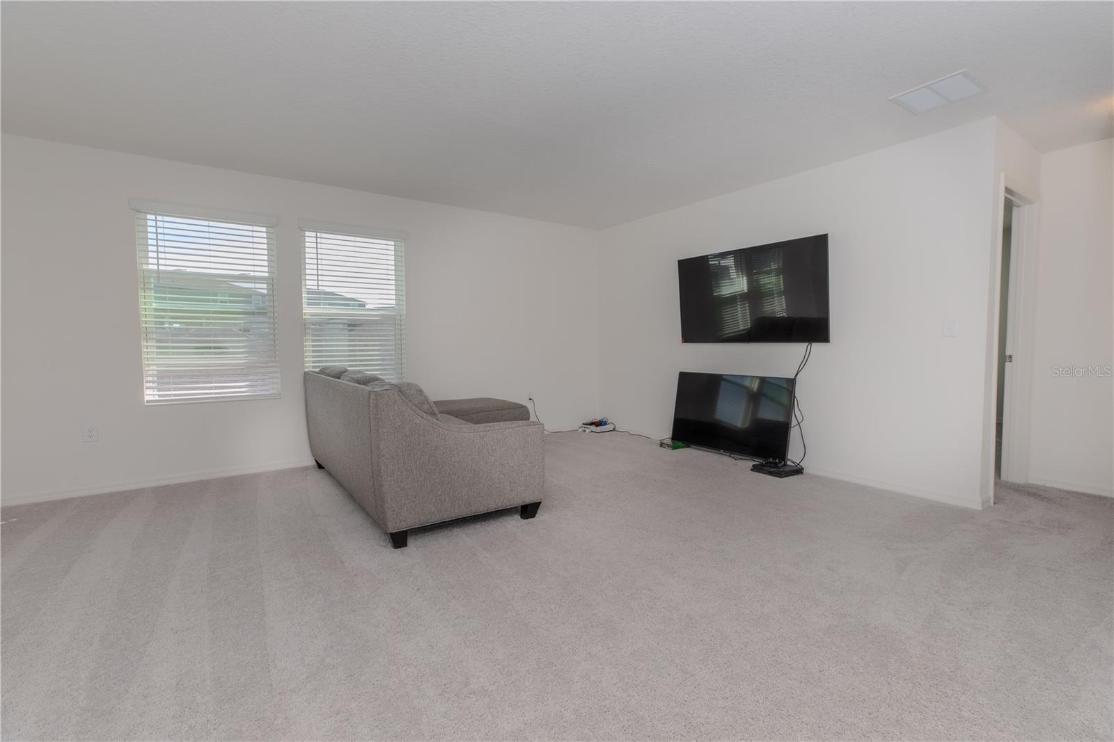 1531 Fuji Ct Property Photo 40