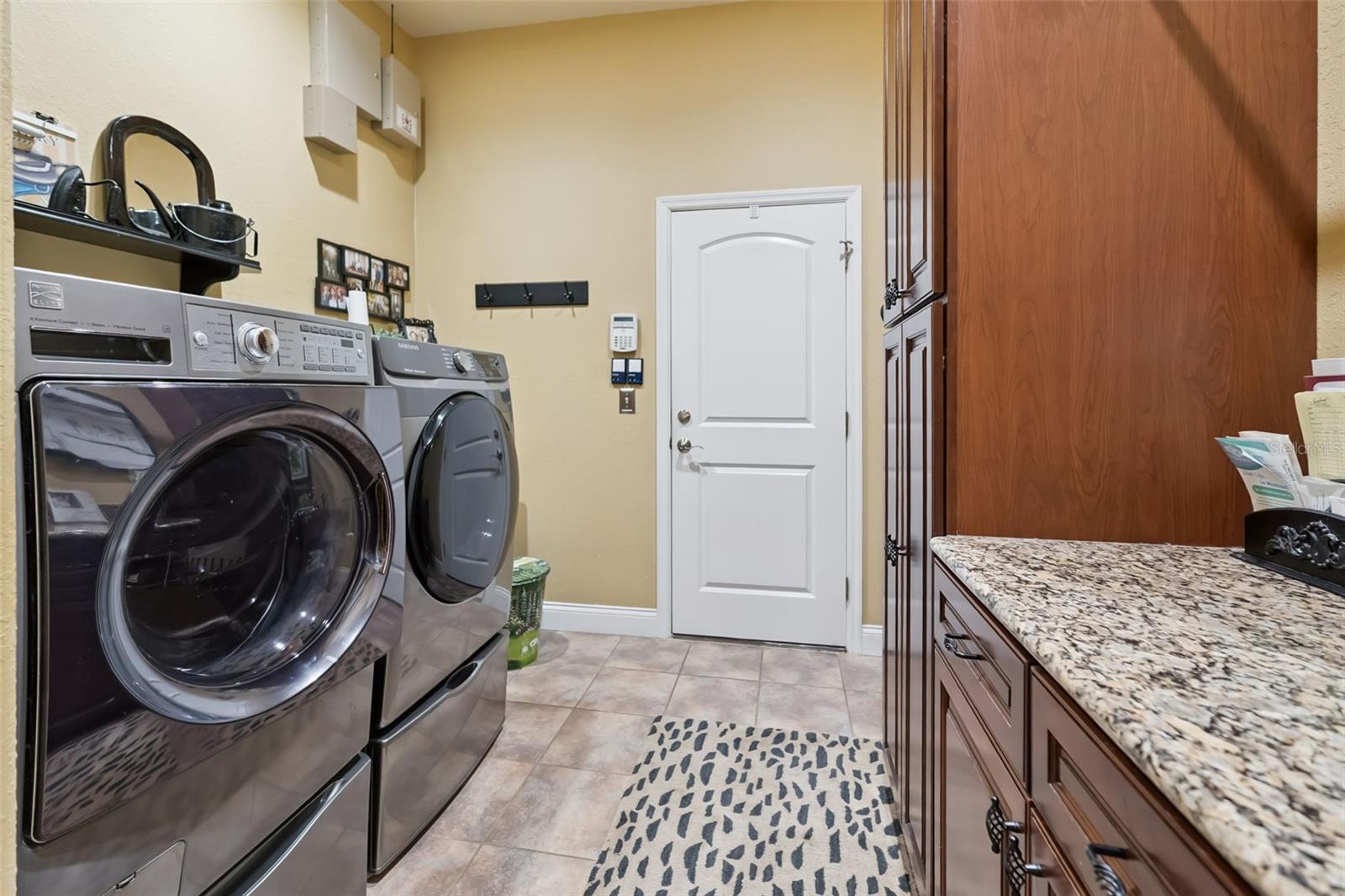 3231 Harbor Beach Dr Property Photo 27