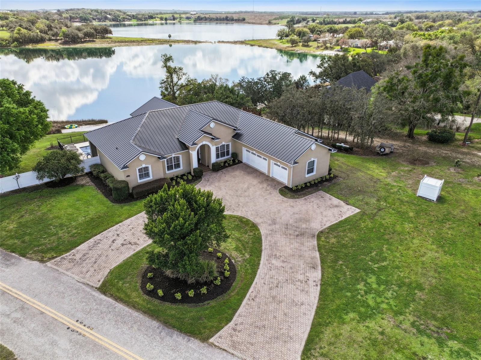 3231 Harbor Beach Dr Property Photo 40
