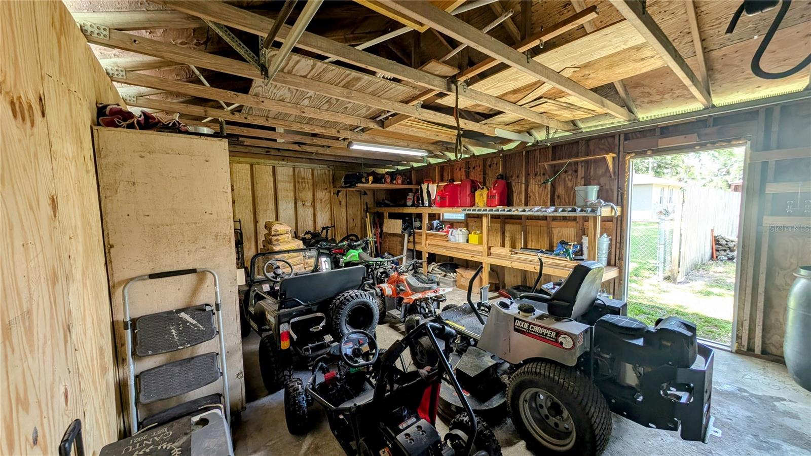 624 N Lanier Ave Property Photo 13