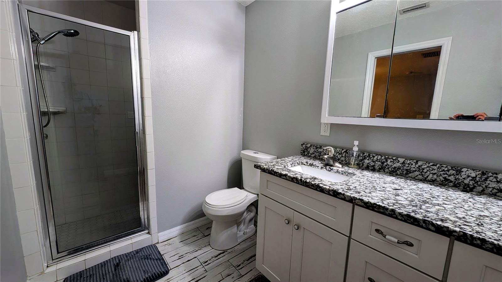 624 N Lanier Ave Property Photo 36
