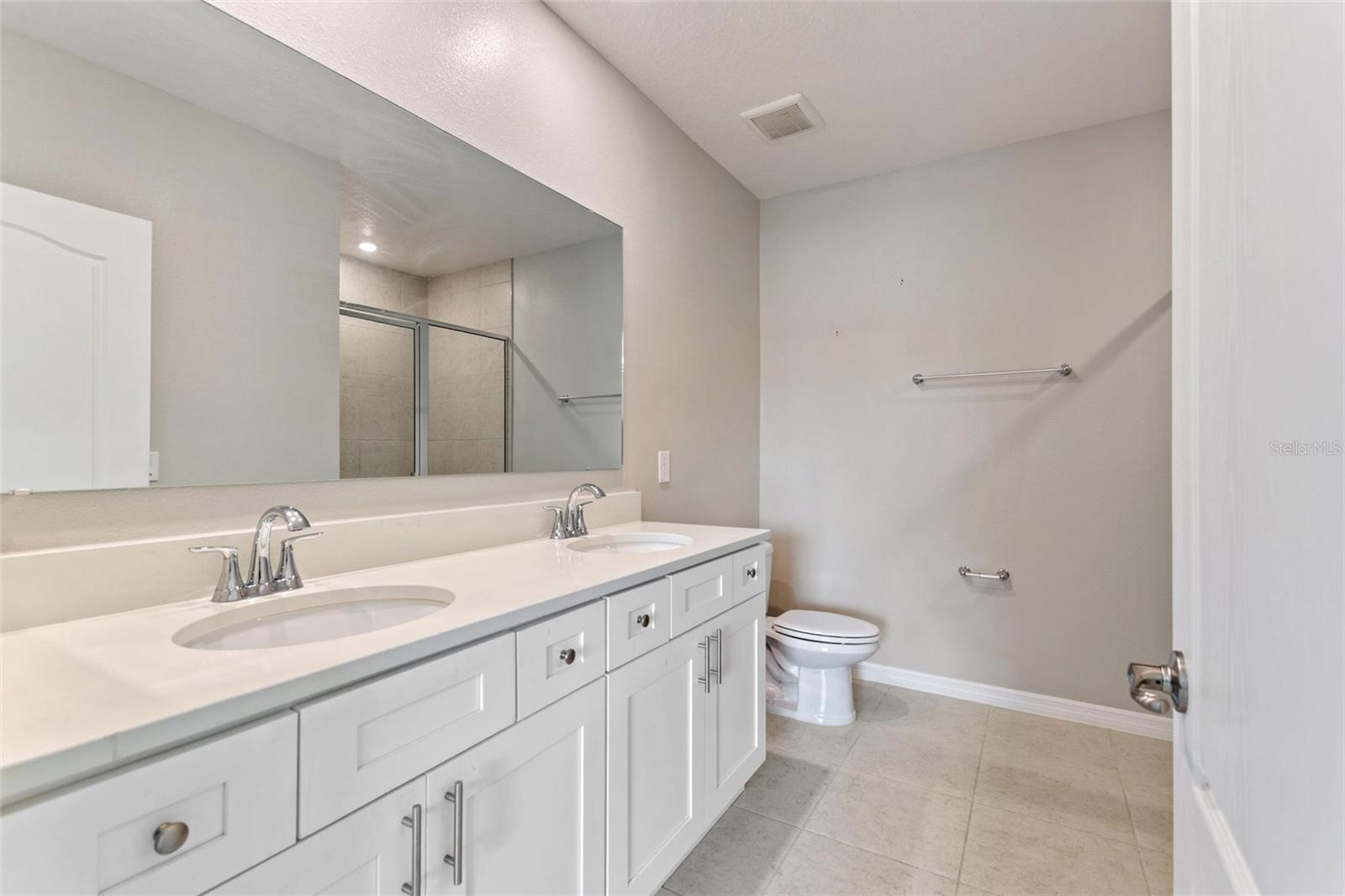 4201 Calliandra Dr Property Photo 4