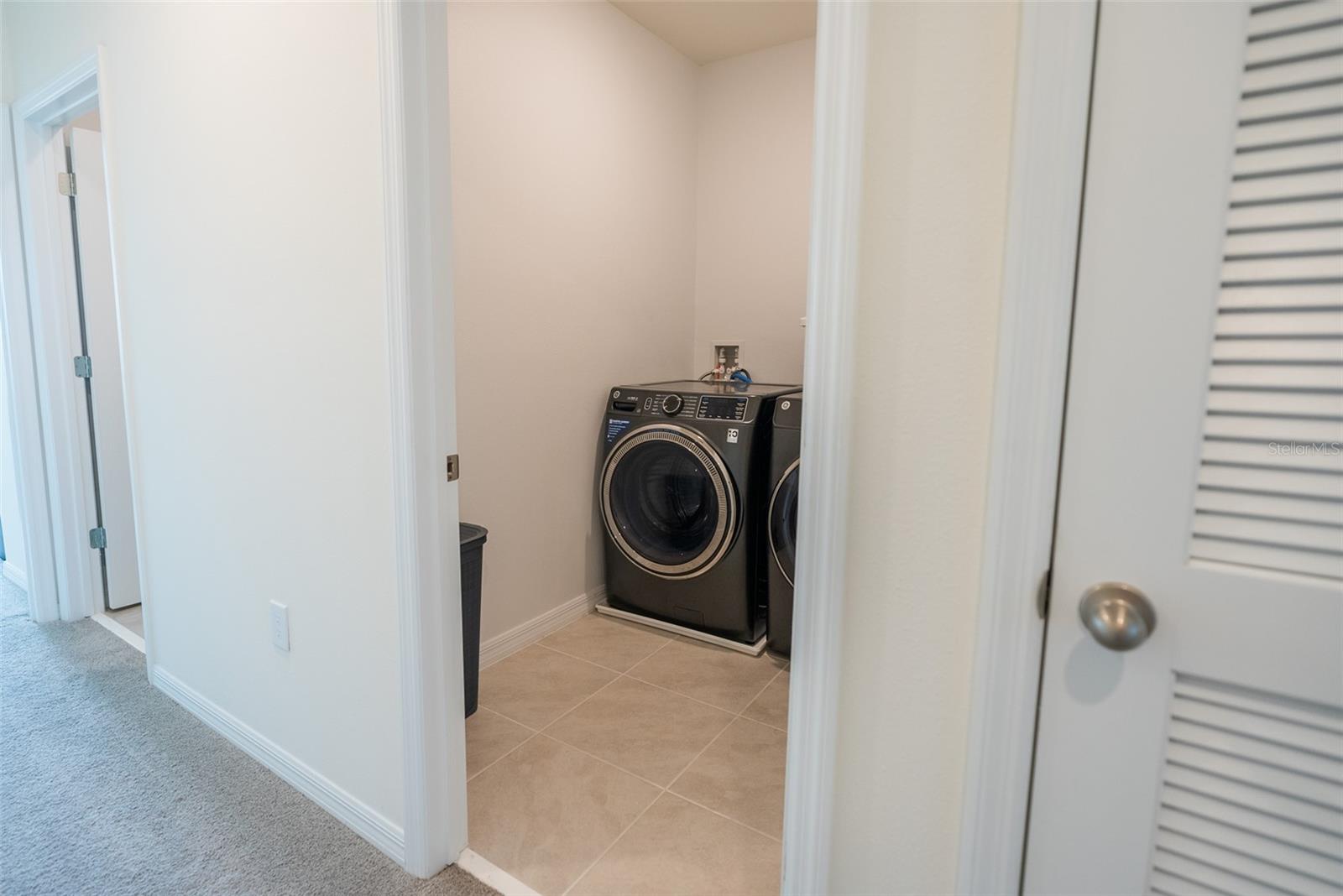 1063 Brimstone Cir Property Photo 32