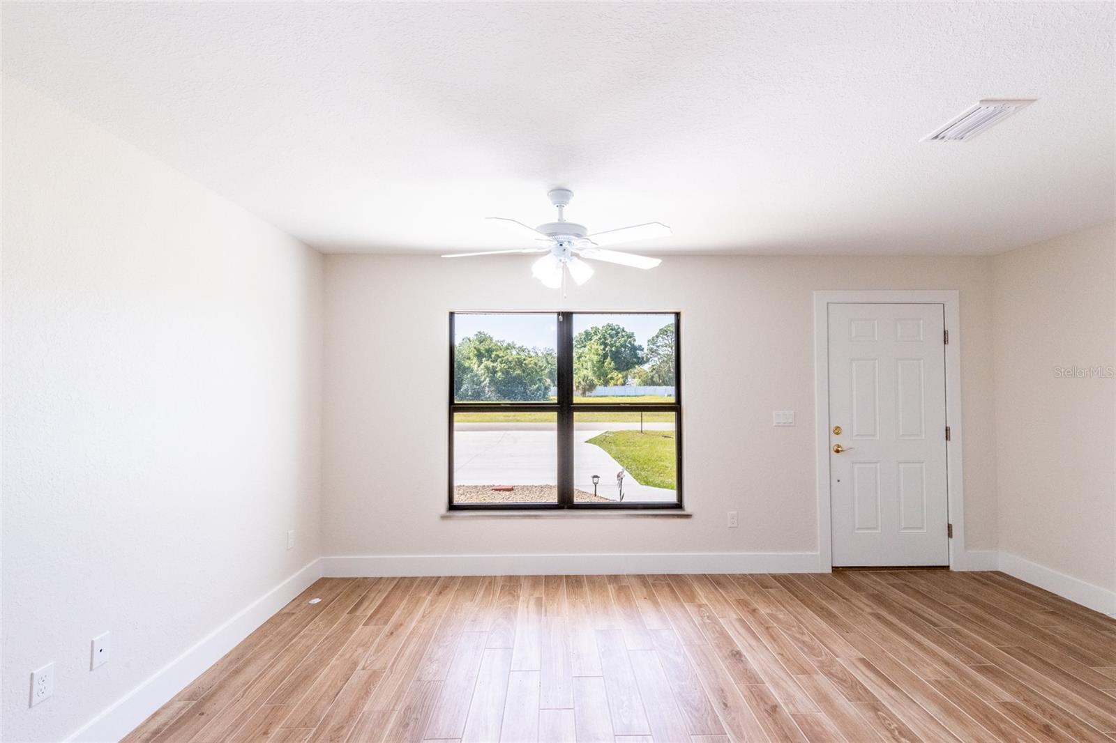 6301 Candler Ter Property Photo 6