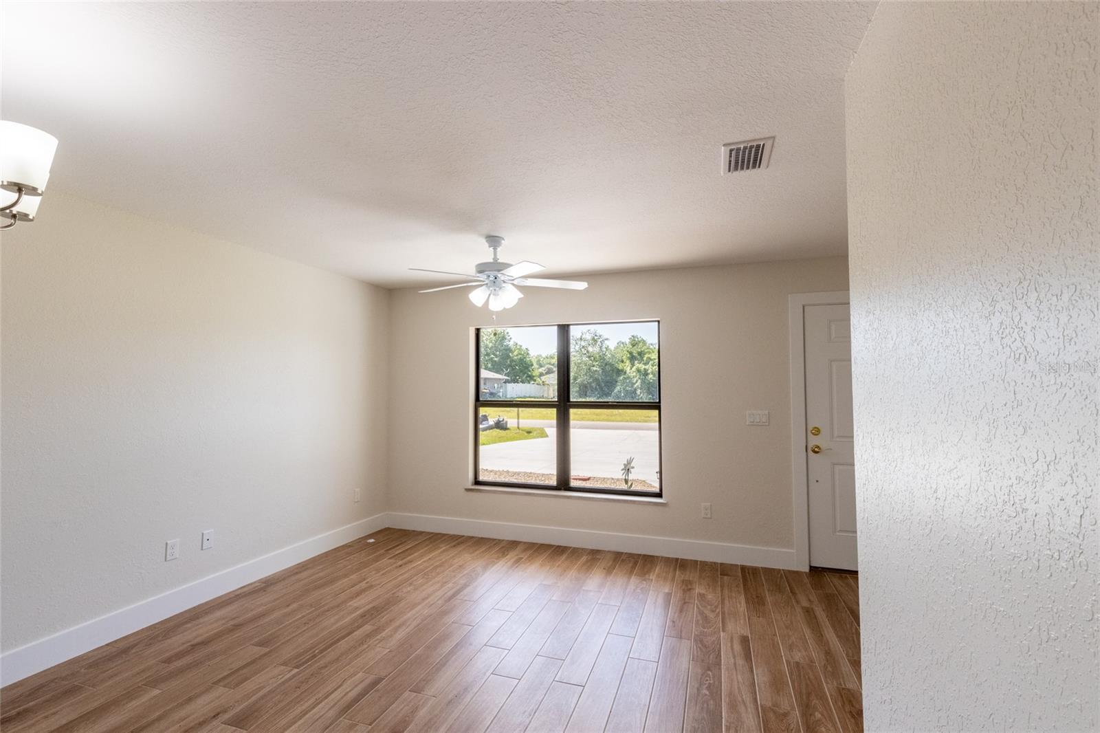 6301 Candler Ter Property Photo 8