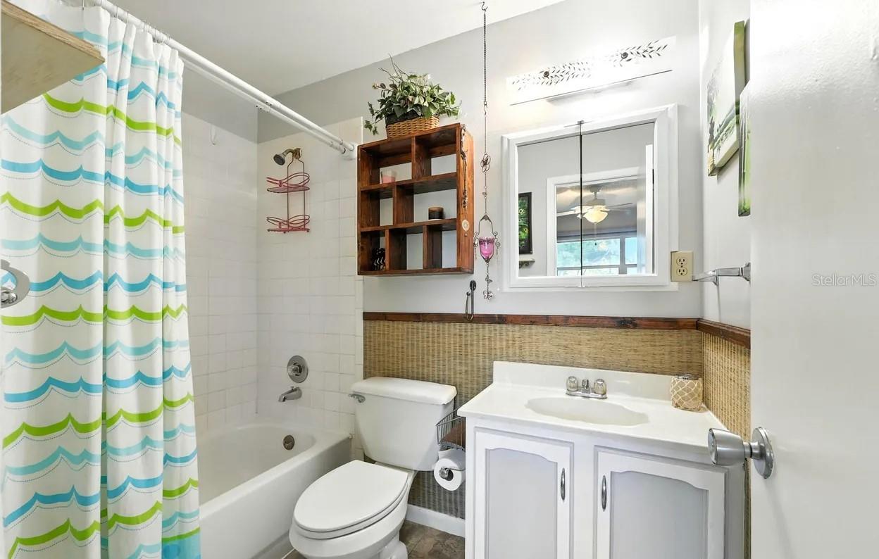 708 N Chapel St Property Photo 11