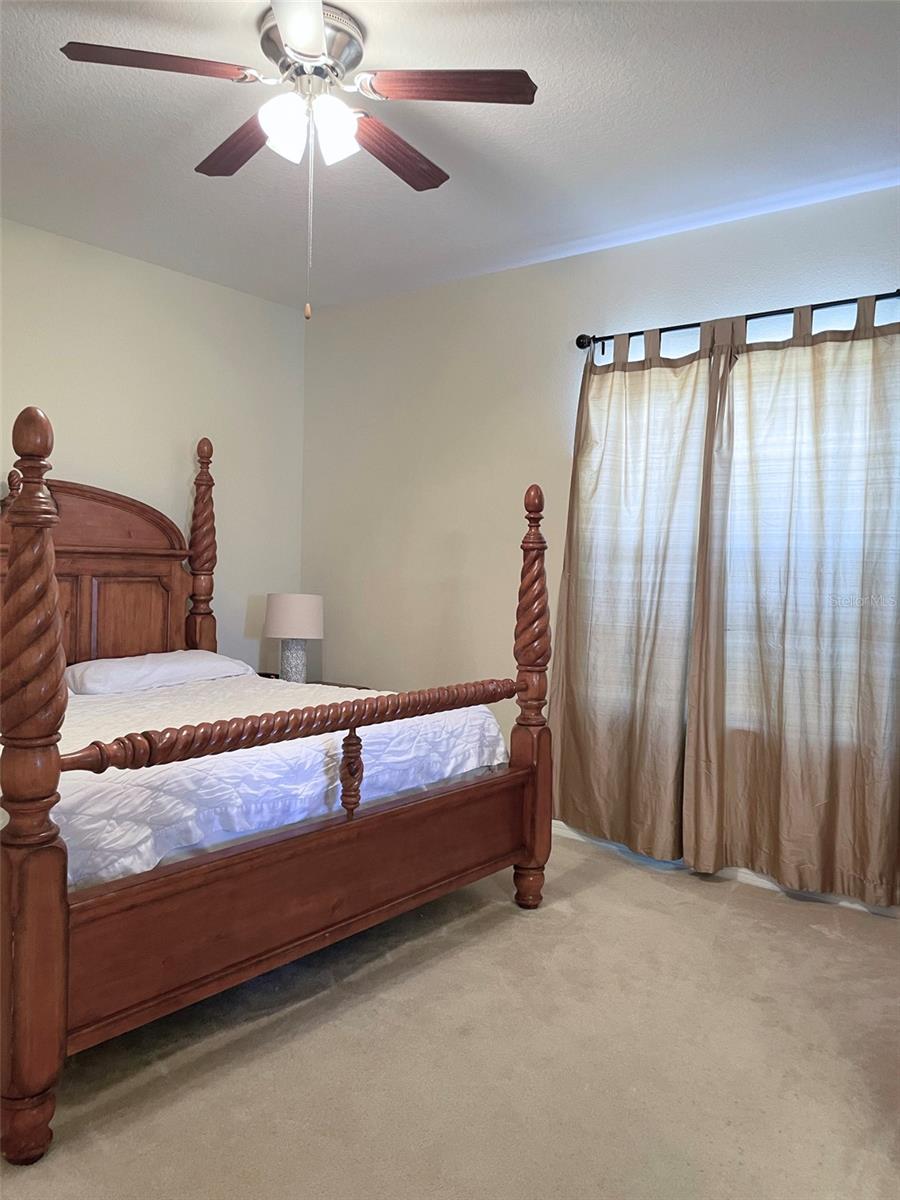 P4938228 Property Photo 12
