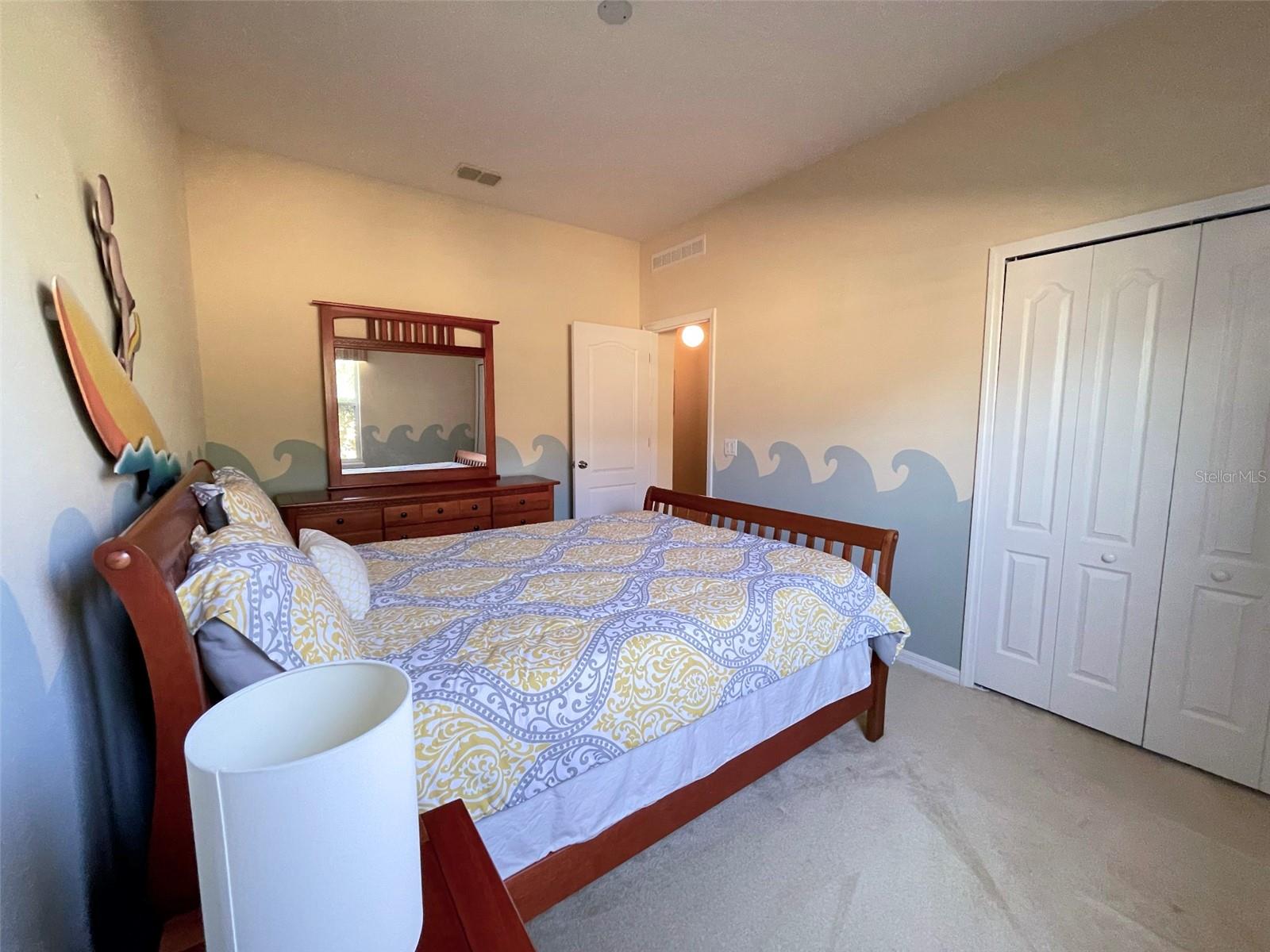 P4938228 Property Photo 16