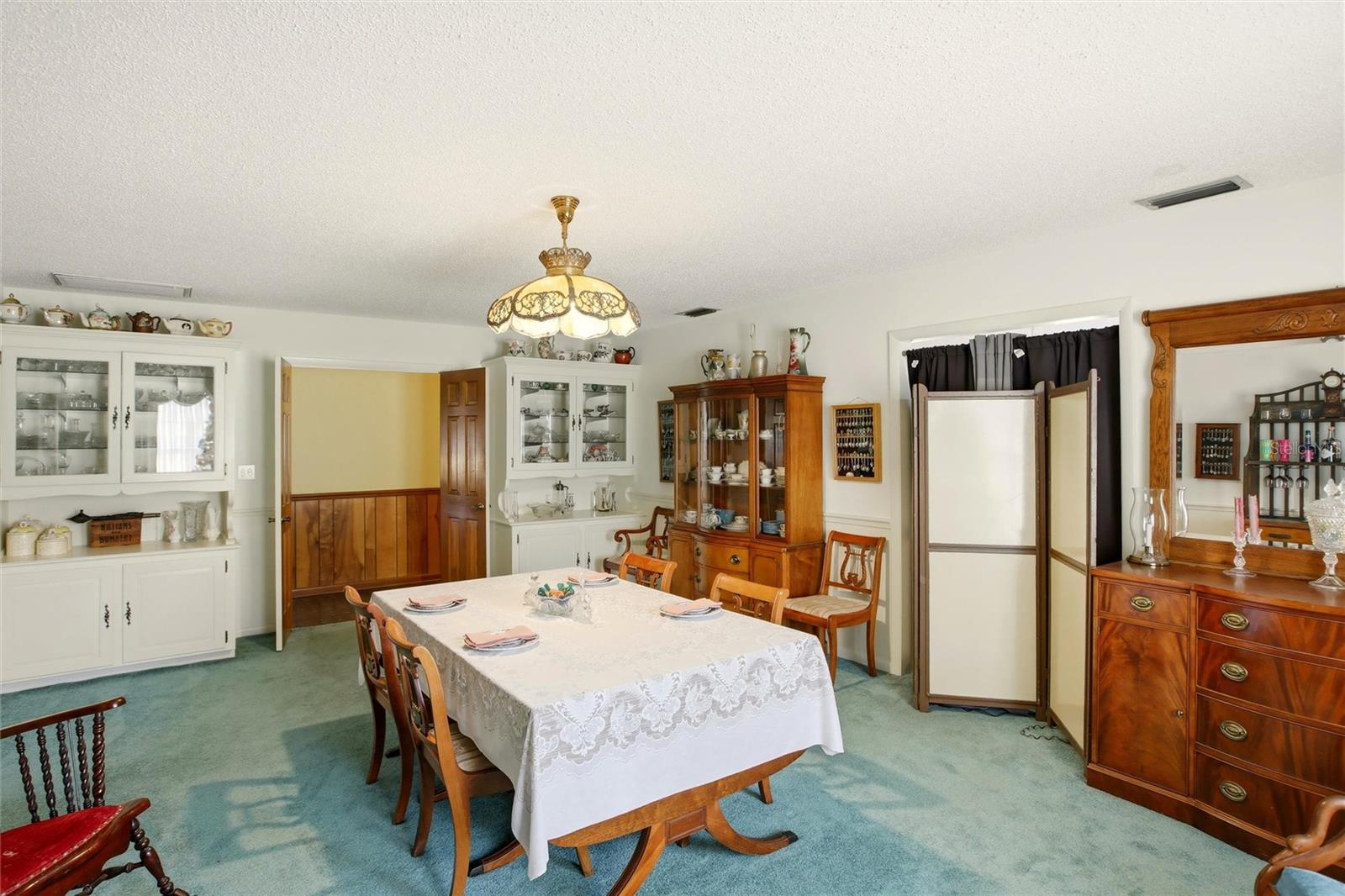 3903 Edison Ave Property Photo 15
