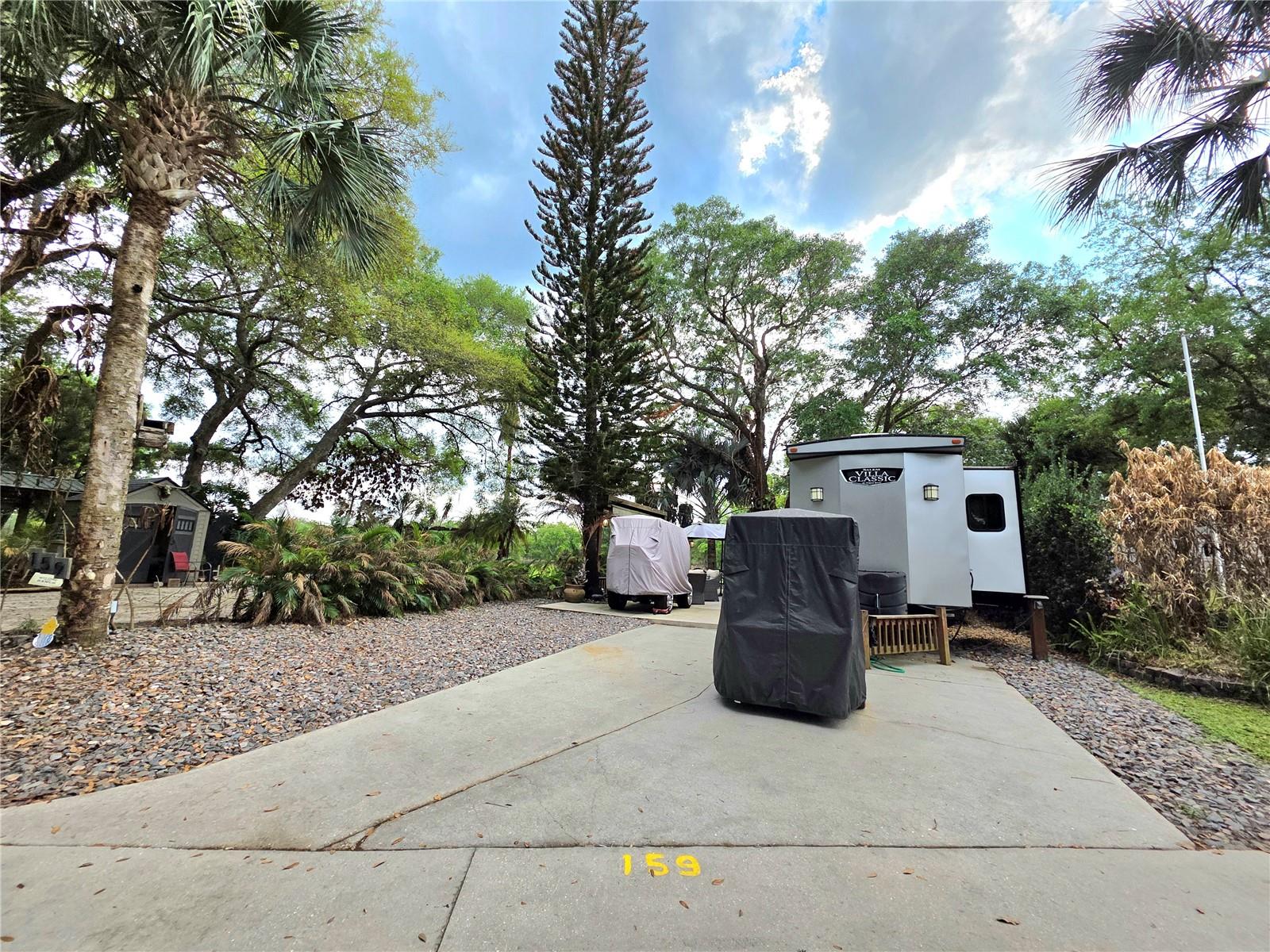 159 HORSESHOE BND Property Photo 1