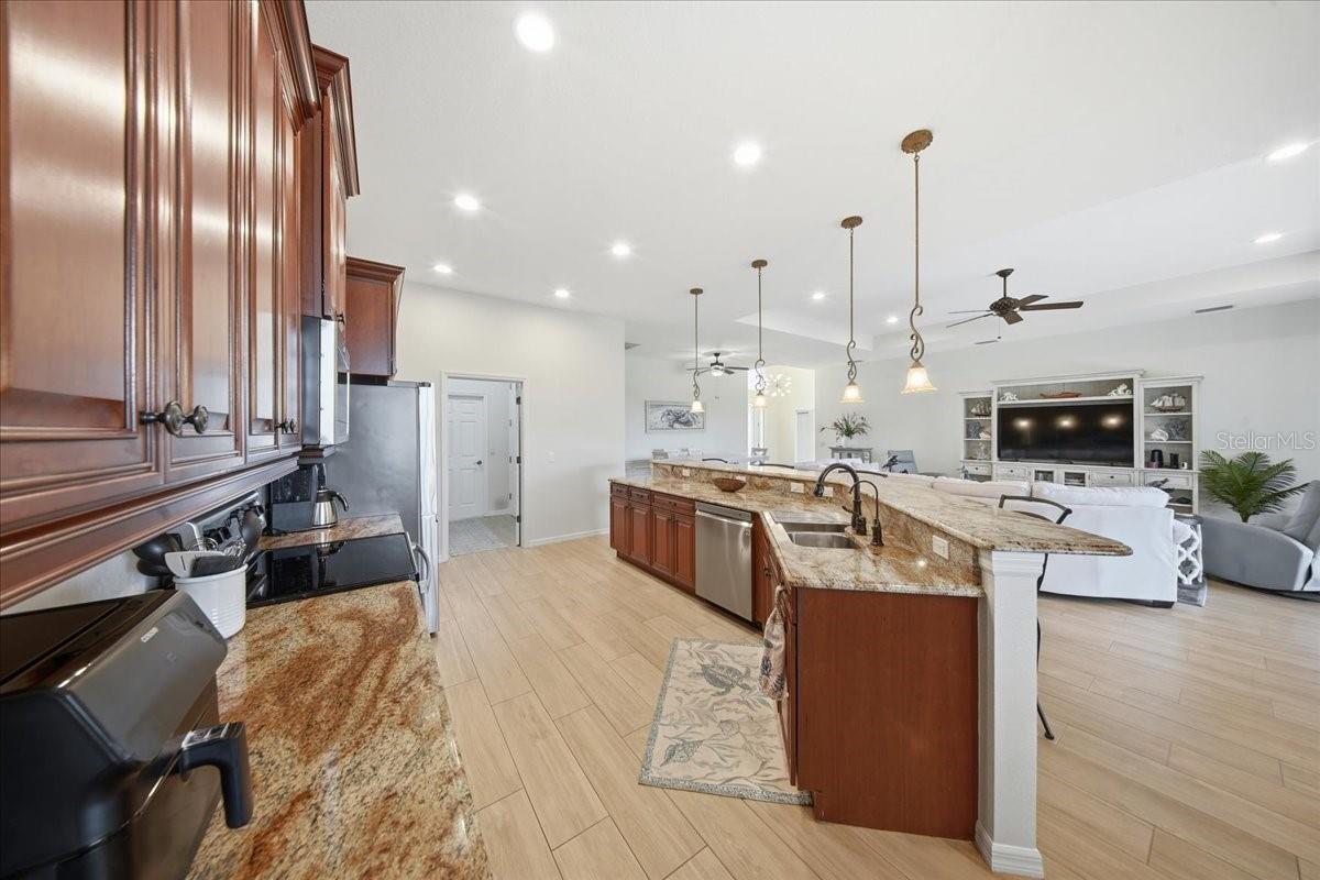4193 Stone Creek Loop Property Photo 18