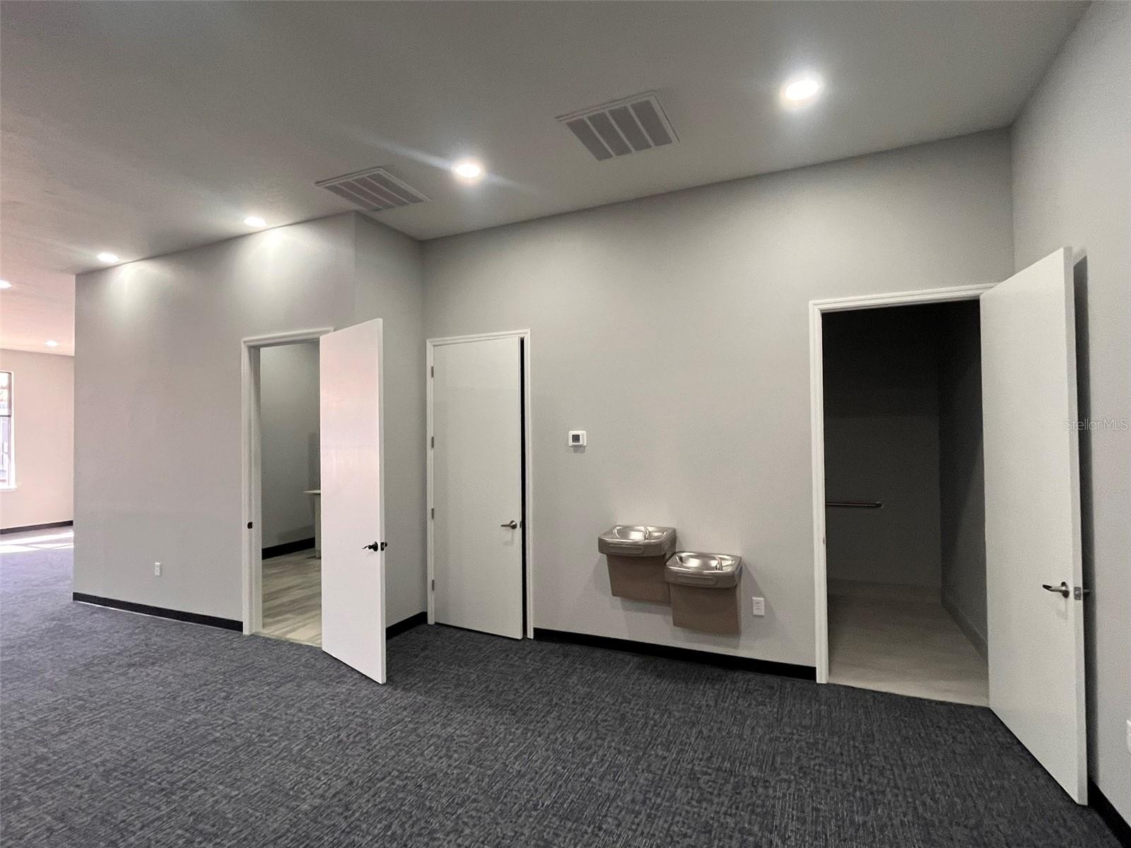 2019 21 St Nw Property Photo 9