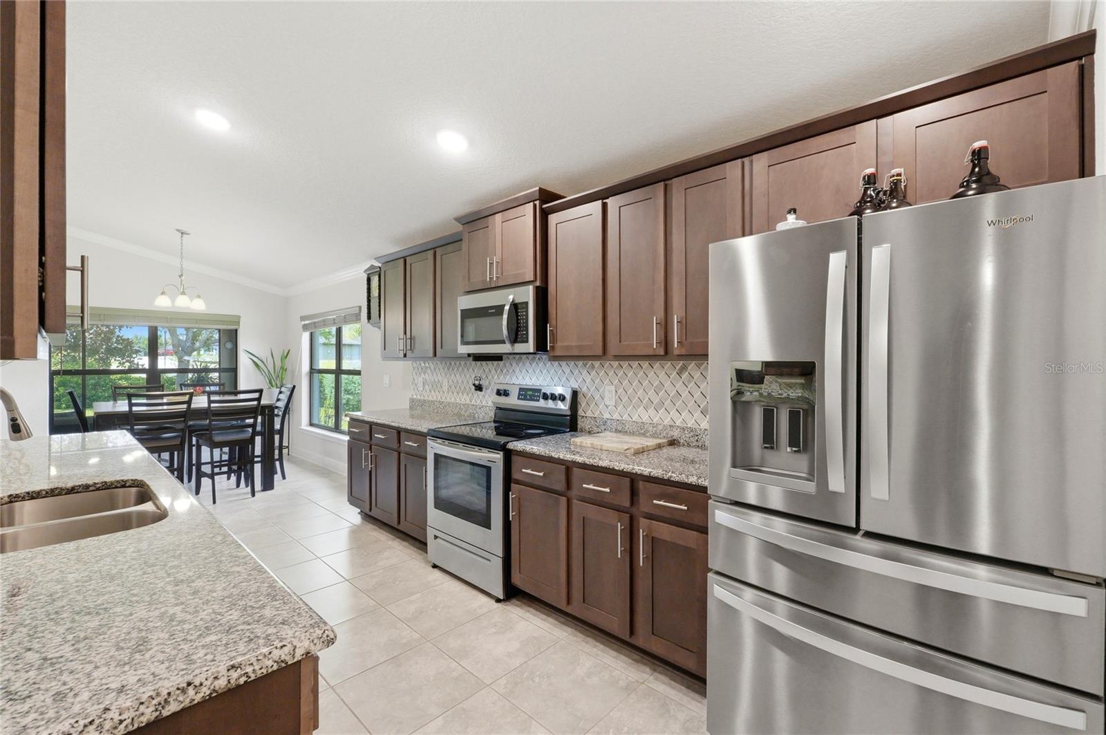 4000 Juliana Lake Dr Property Photo 7