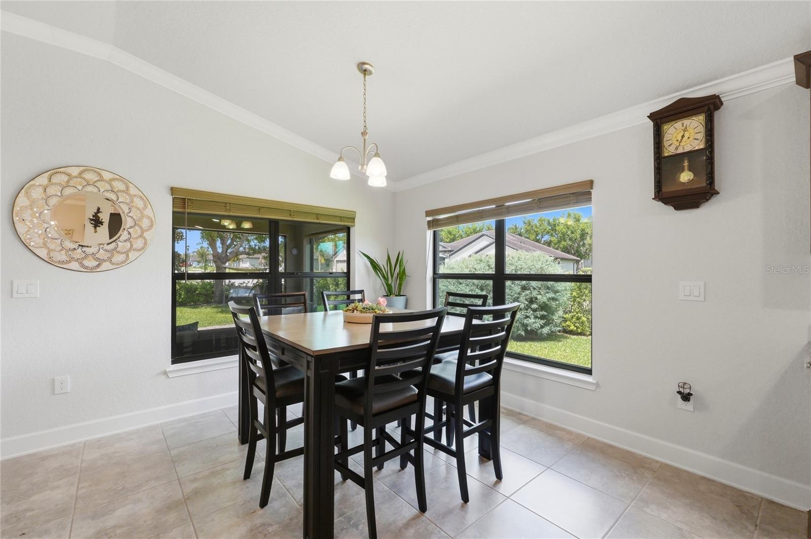 4000 Juliana Lake Dr Property Photo 9