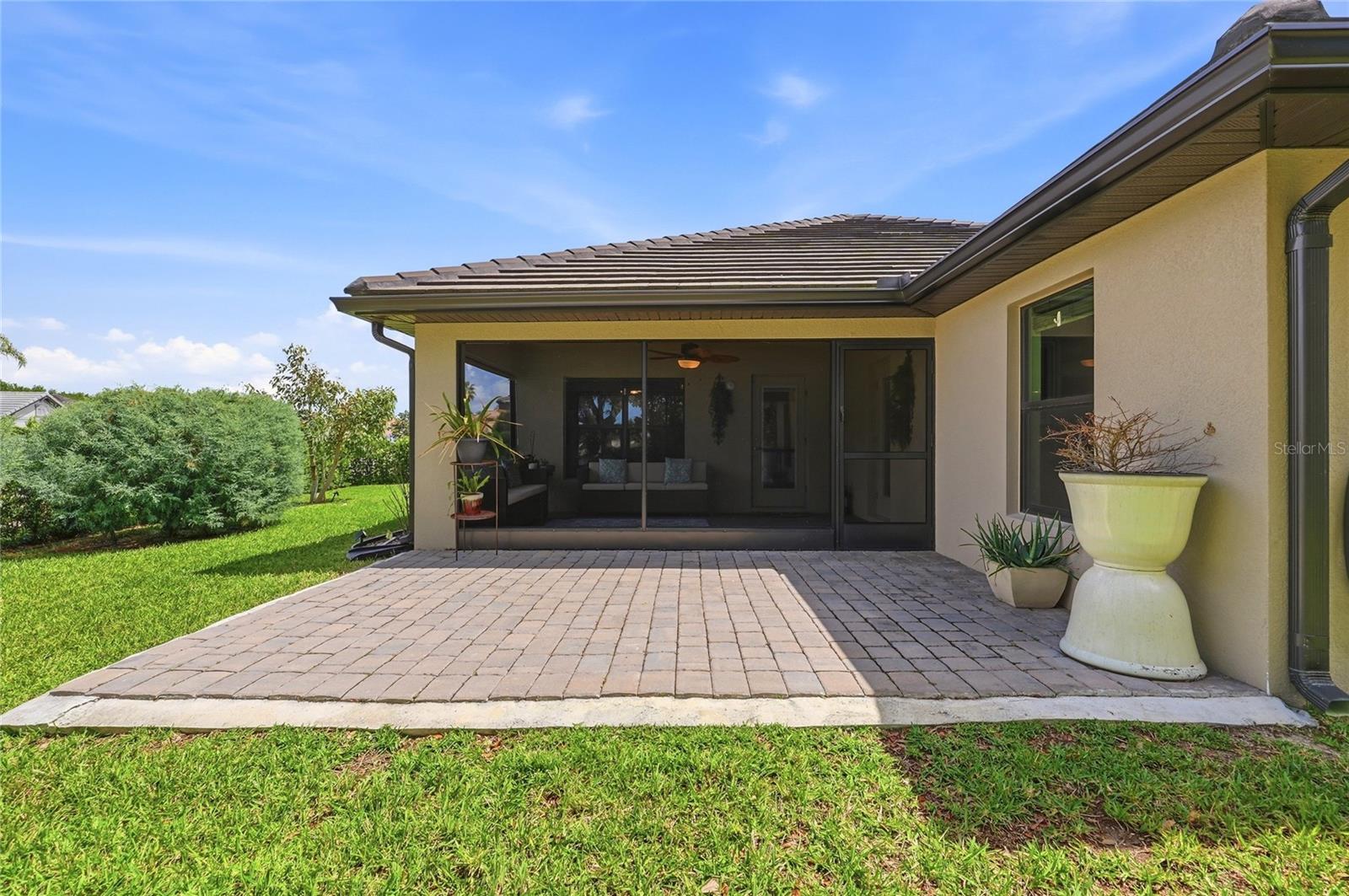 4000 Juliana Lake Dr Property Photo 16