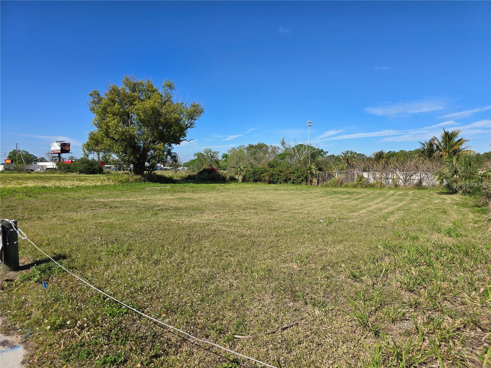 205 Snively Ave Property Photo 3